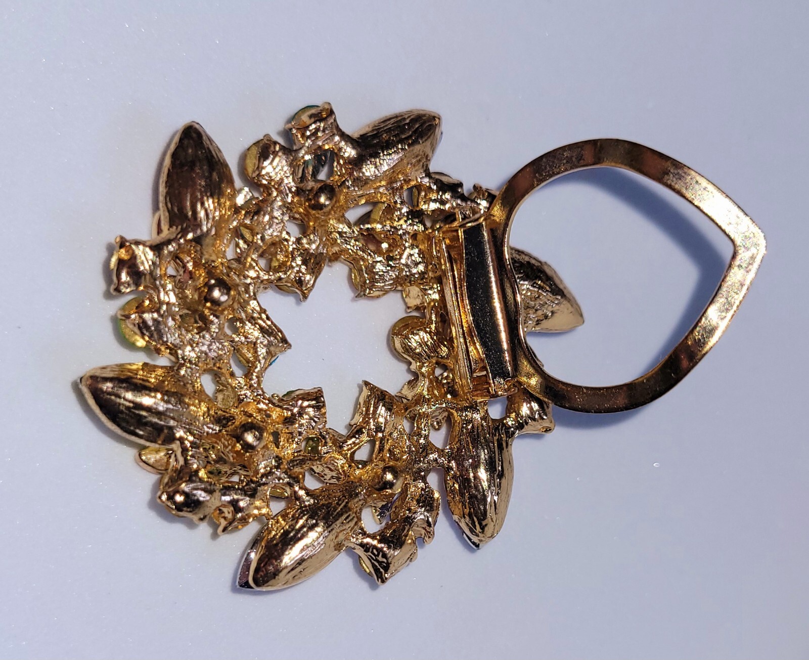 RHINESTONE WREATH SCARF CHARM CLIP Multicolored Gold Tone Sweater Ashley Cooper