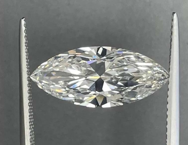 Marquise Cut 1.7 Ct Lab-Grown Diamond – D Color, VVS1 Clarity IGL CertifiEd 6AHN