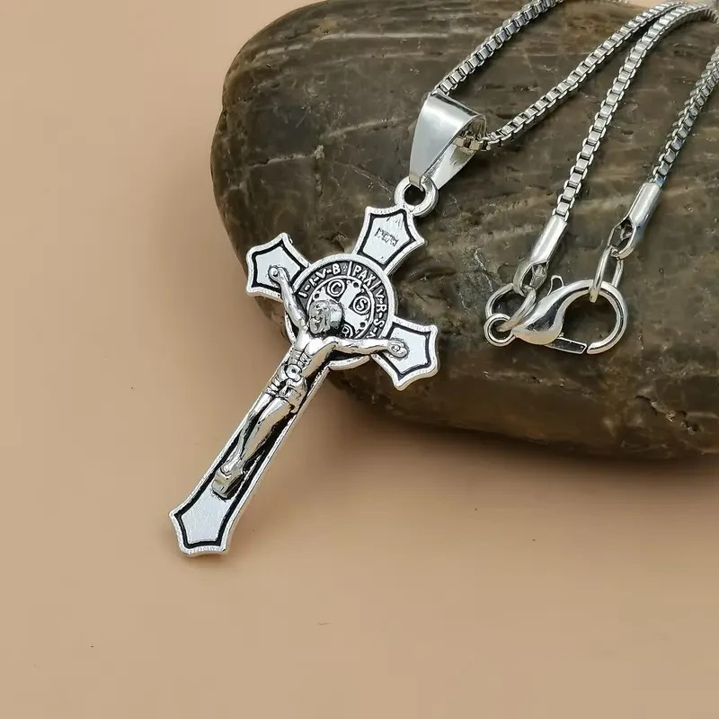 925 Sterling Silver 3D Catholic Crucifix Christian Jesus Christ Cross Necklace