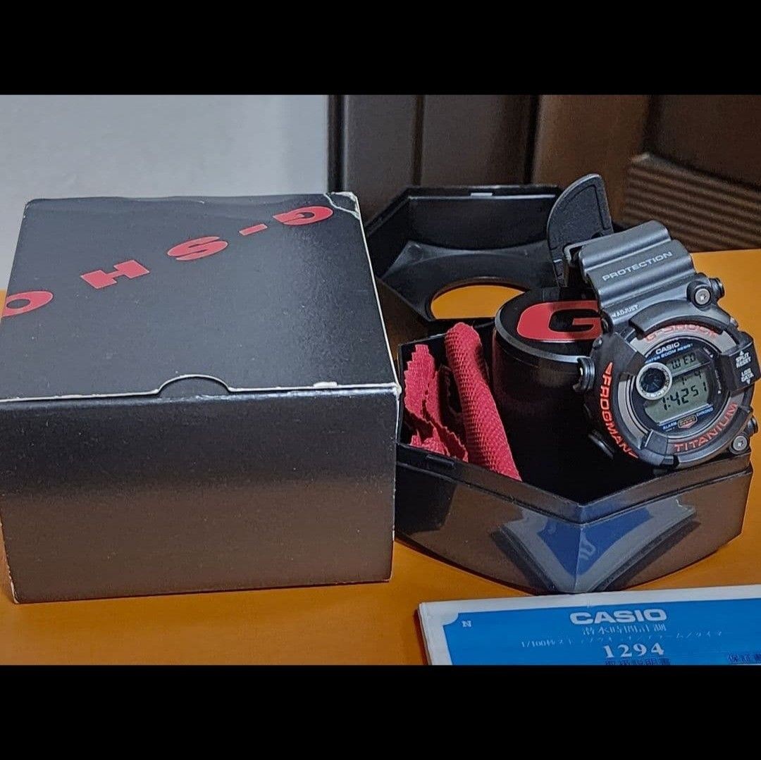 Brand new unused FROGMAN DW 8200 Frogman CASIO No.gs2972