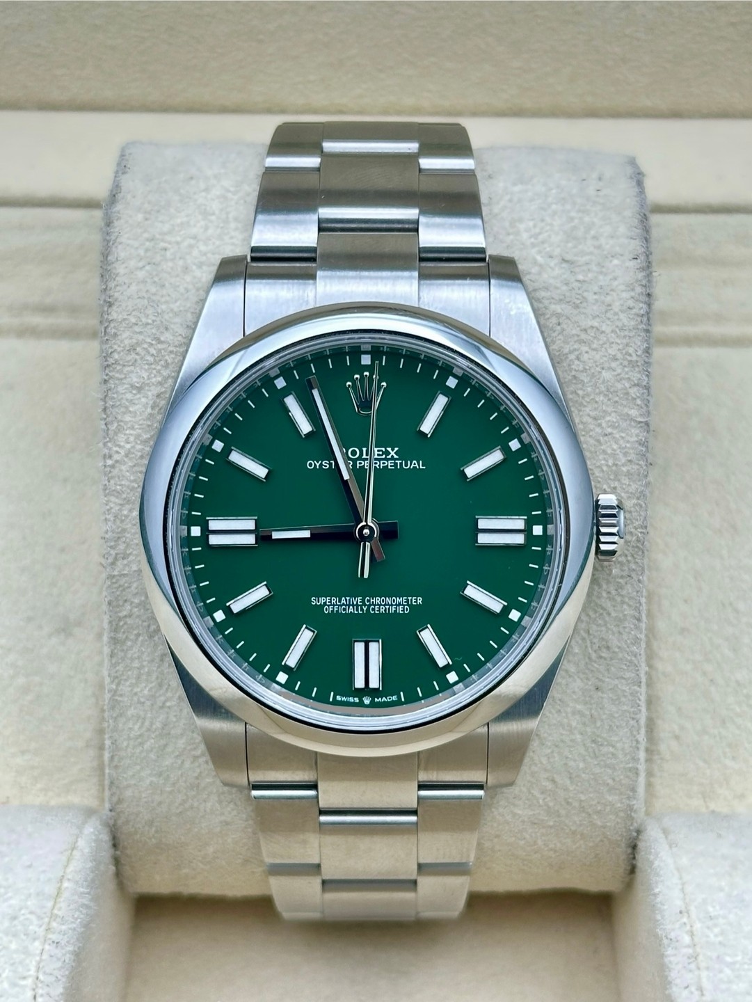 Rolex 124300 2023 Green Dial Box & Papers