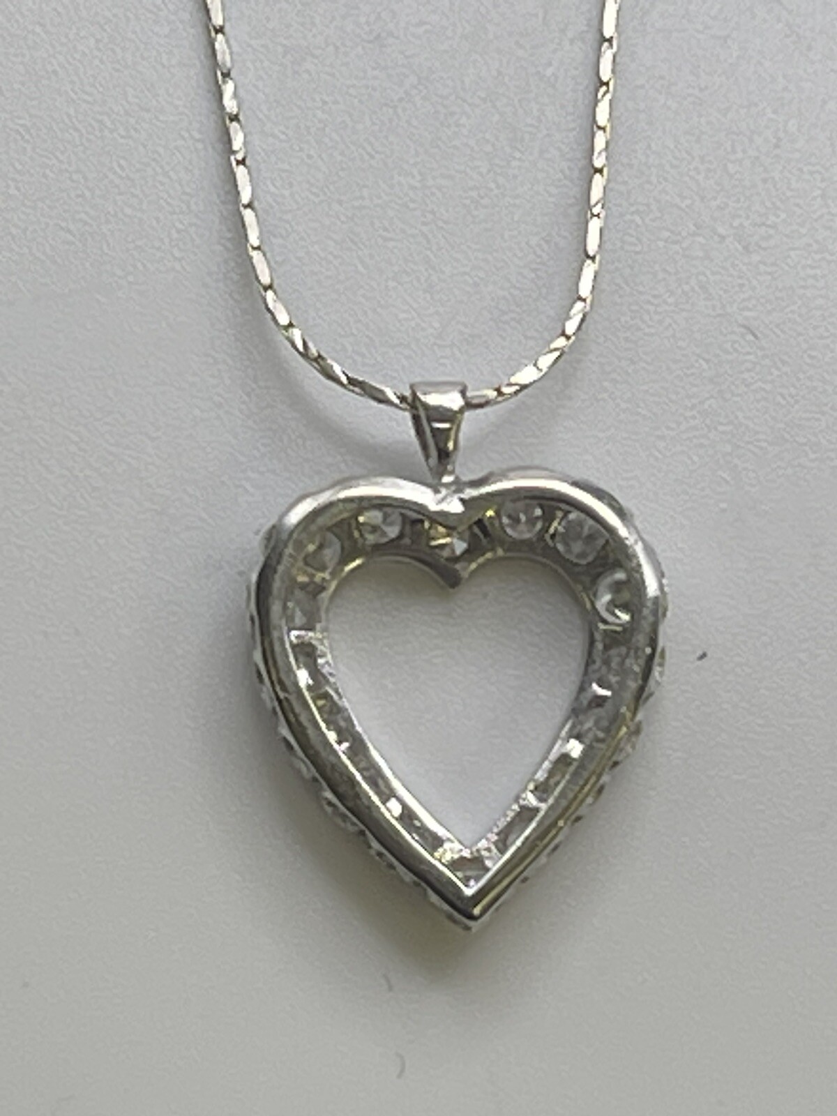 14K White Gold 18 Inch Necklace w/ Diamond Heart Pendant .18tcw 3.2grams