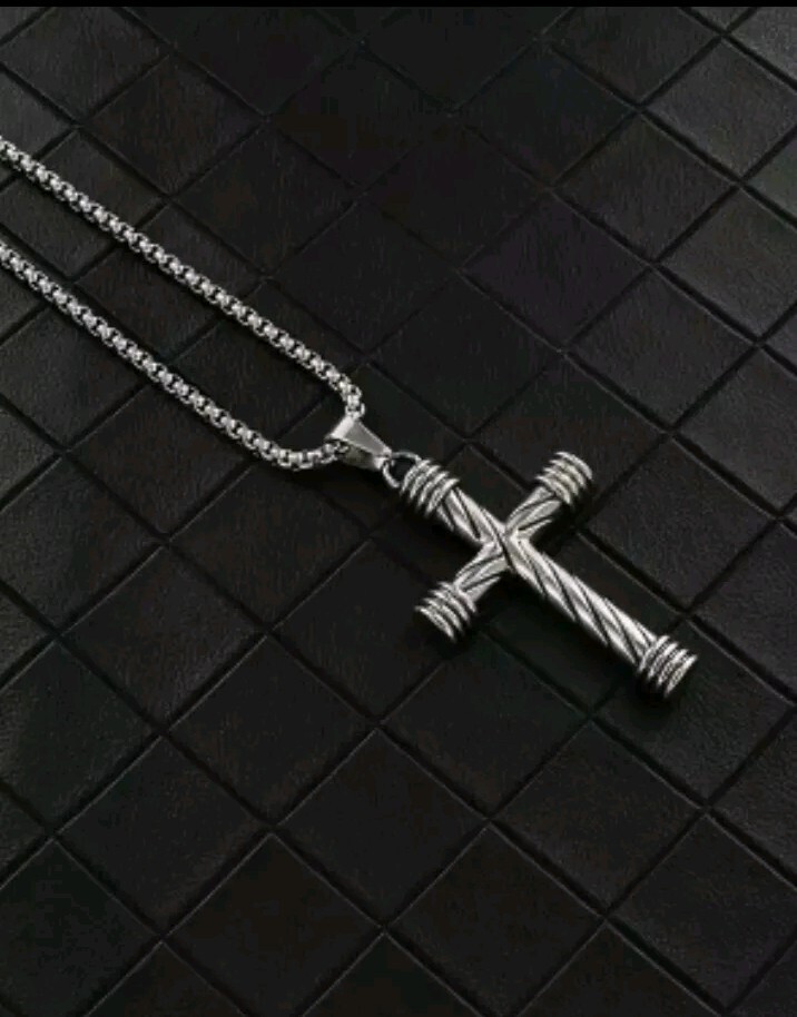 Collar Para Hombre con Colgante de Cruz Cadena con Crucifijo Joyería de Moda