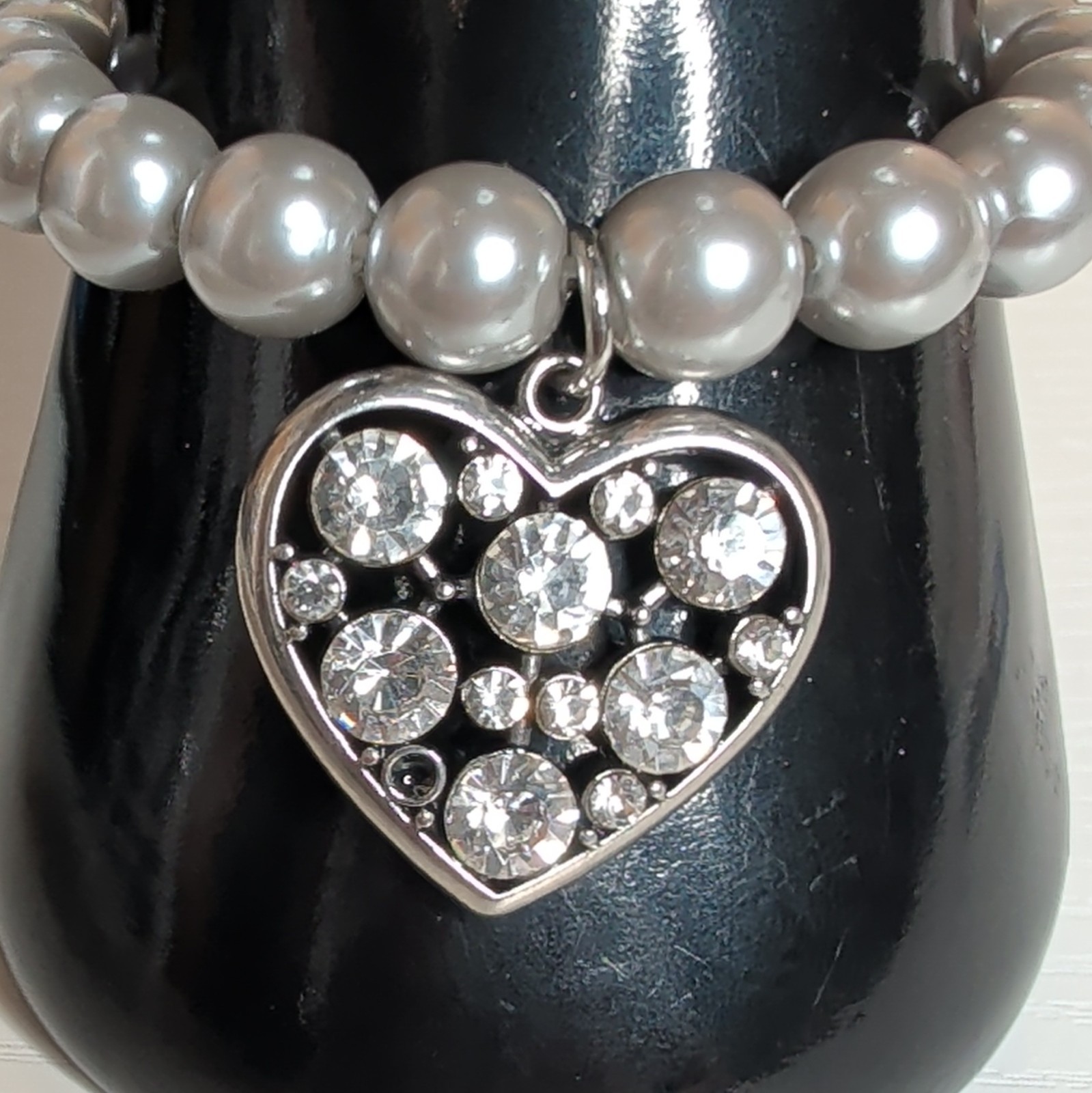 Pearl Like Round Beaded Stretch Bracelet w/ Clear Rhinestone Heart Dangle Charm