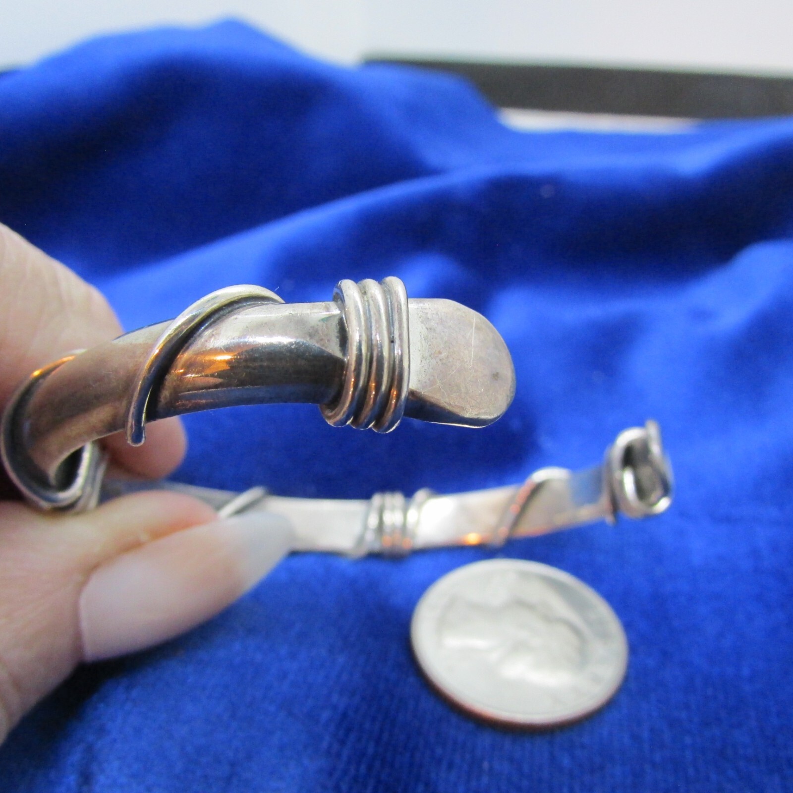 VINTAGE SW N A STERLING WIRE WRAPPED CUFF ON A STERLING CUFF