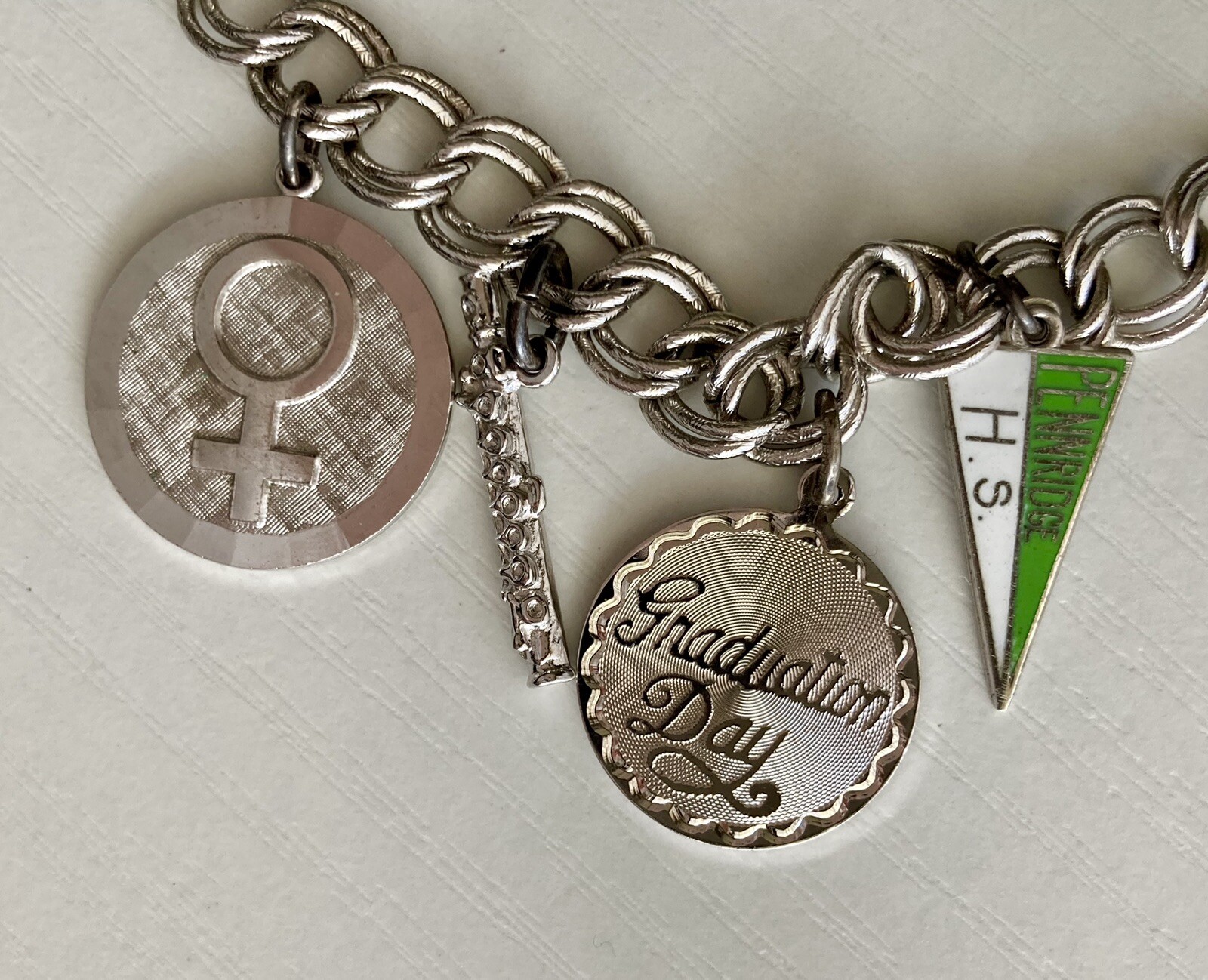 Vintage MONET Silver Tone Charm Bracelet With Charms 7” Safety Chain 8mm 20.73g