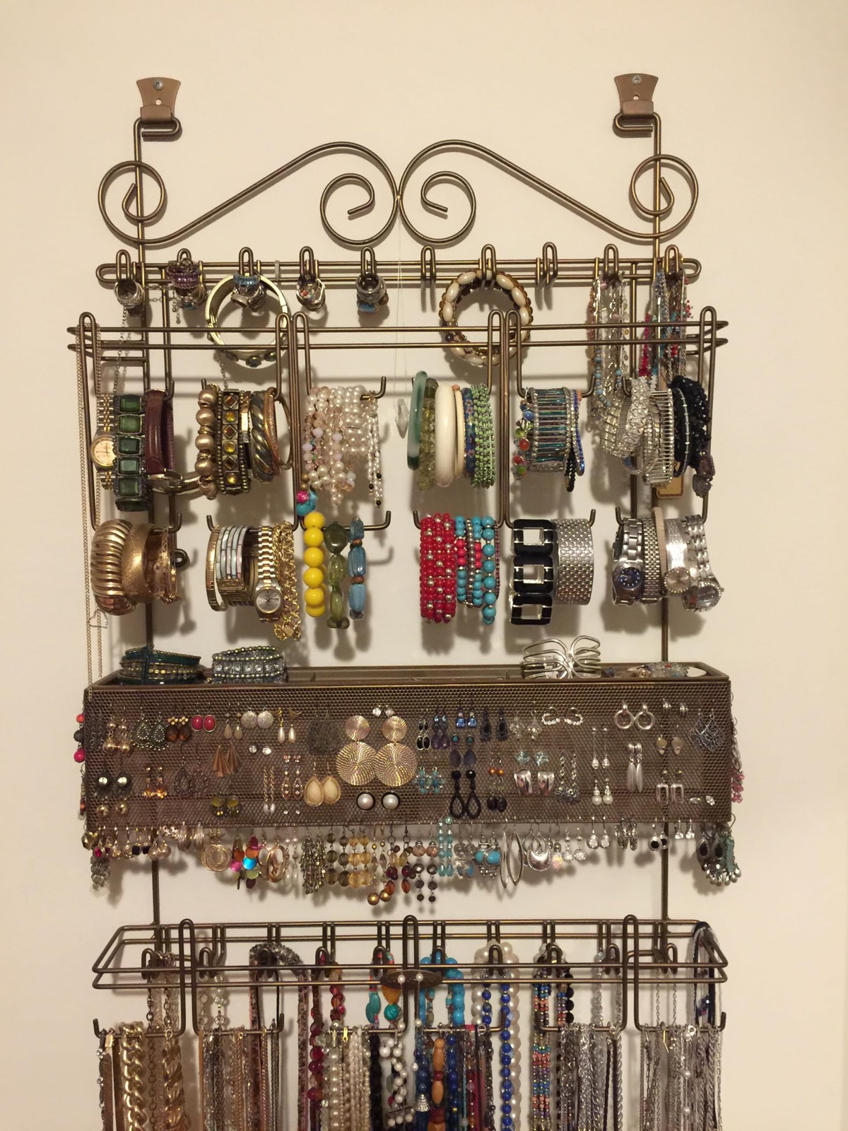 Longstem Hanging Jewelry Organizer #7100 in Bronze Over the Door/Wall Holds