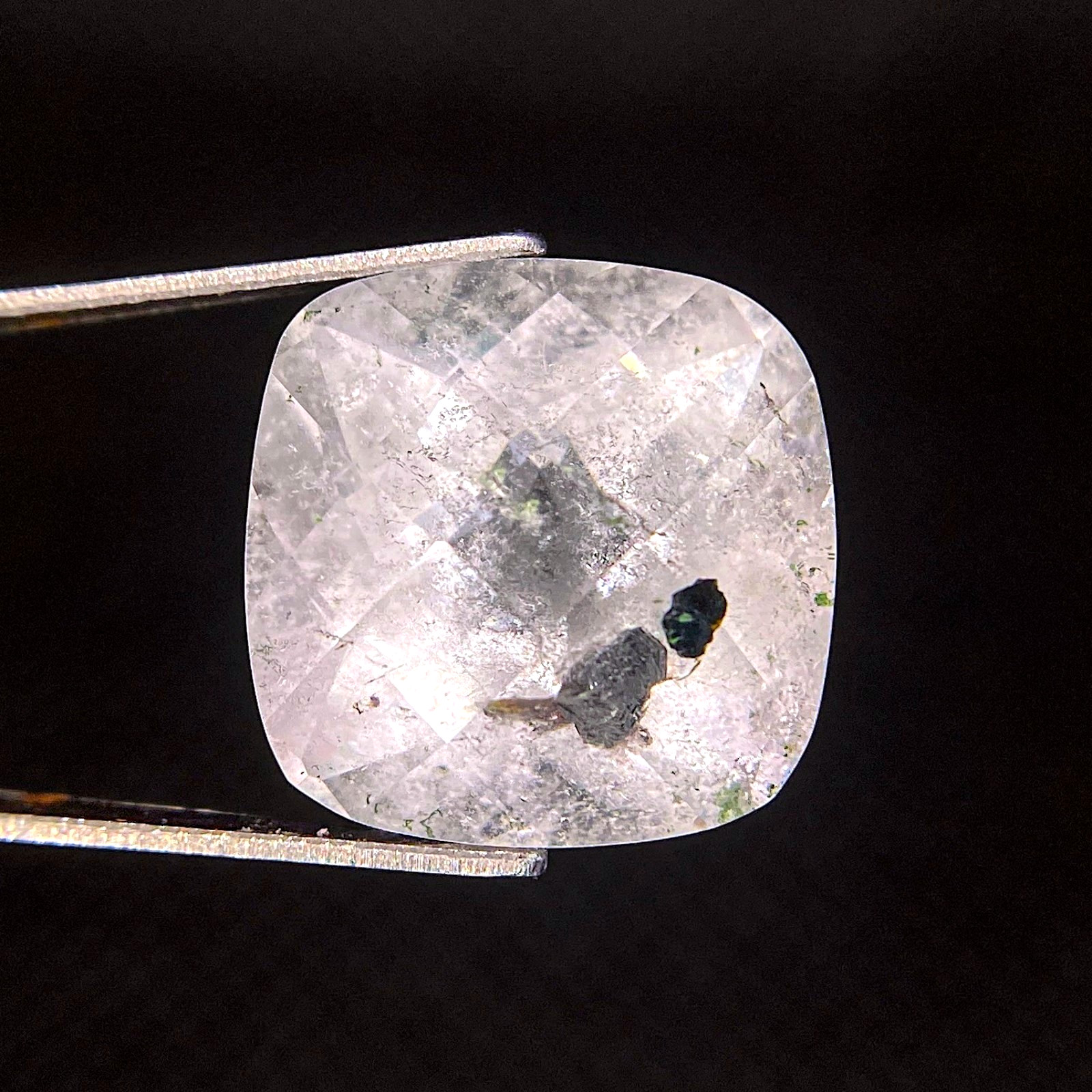 11.70 ct QUARTZ WITH DIOPSIDE – MADAGASCAR – Natural Rare Untreated Faceted