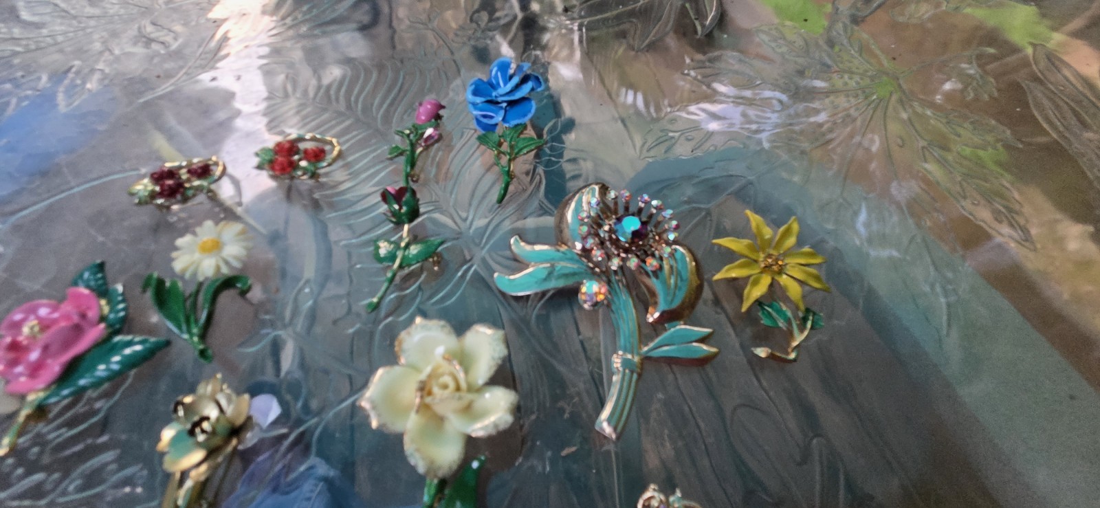Vintage Enamel Flower Brooch Pin Lot Signed Coro Gerrys Avon Sarah Coventry Gold