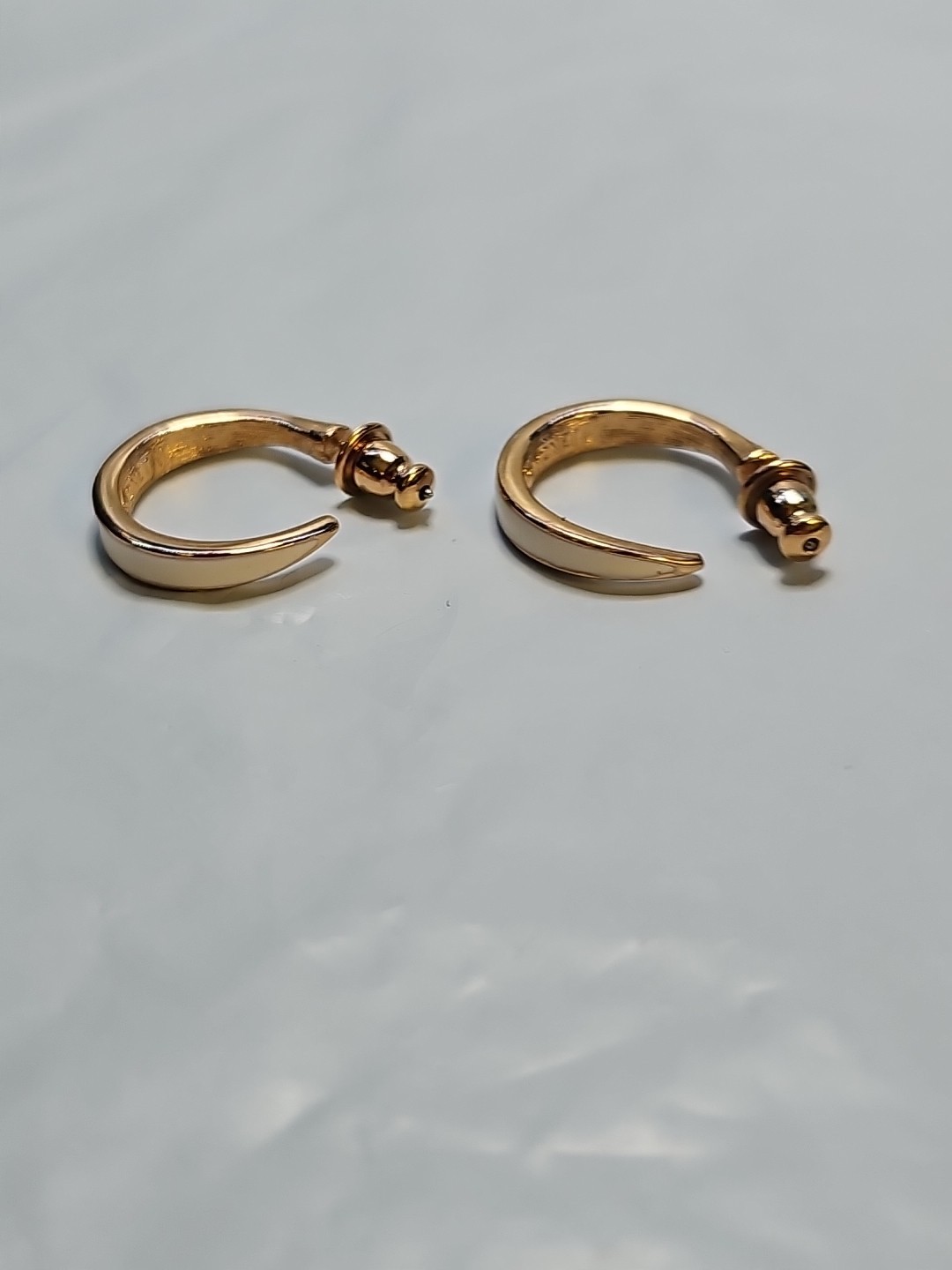 Vintage Monet Rich Gold Tone & Cream Enamel Slim Open Hoop Earrings