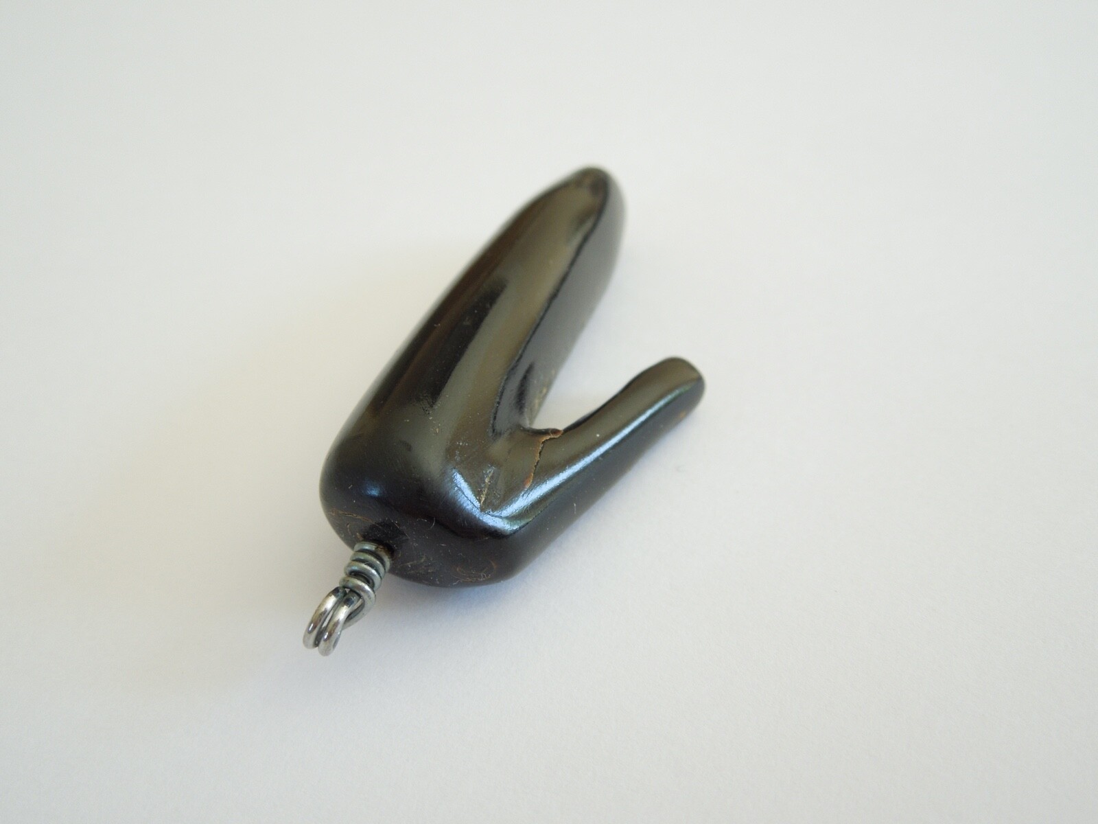 Pendant Made Of Black Branch Coral 6.6 G/5.3 X 2.0 Cm