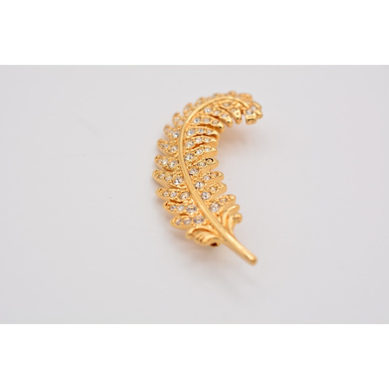 Swarovski Vintage Crystal Feather Leaf Pin Brooch Rhinestone Swan Signed Bin7