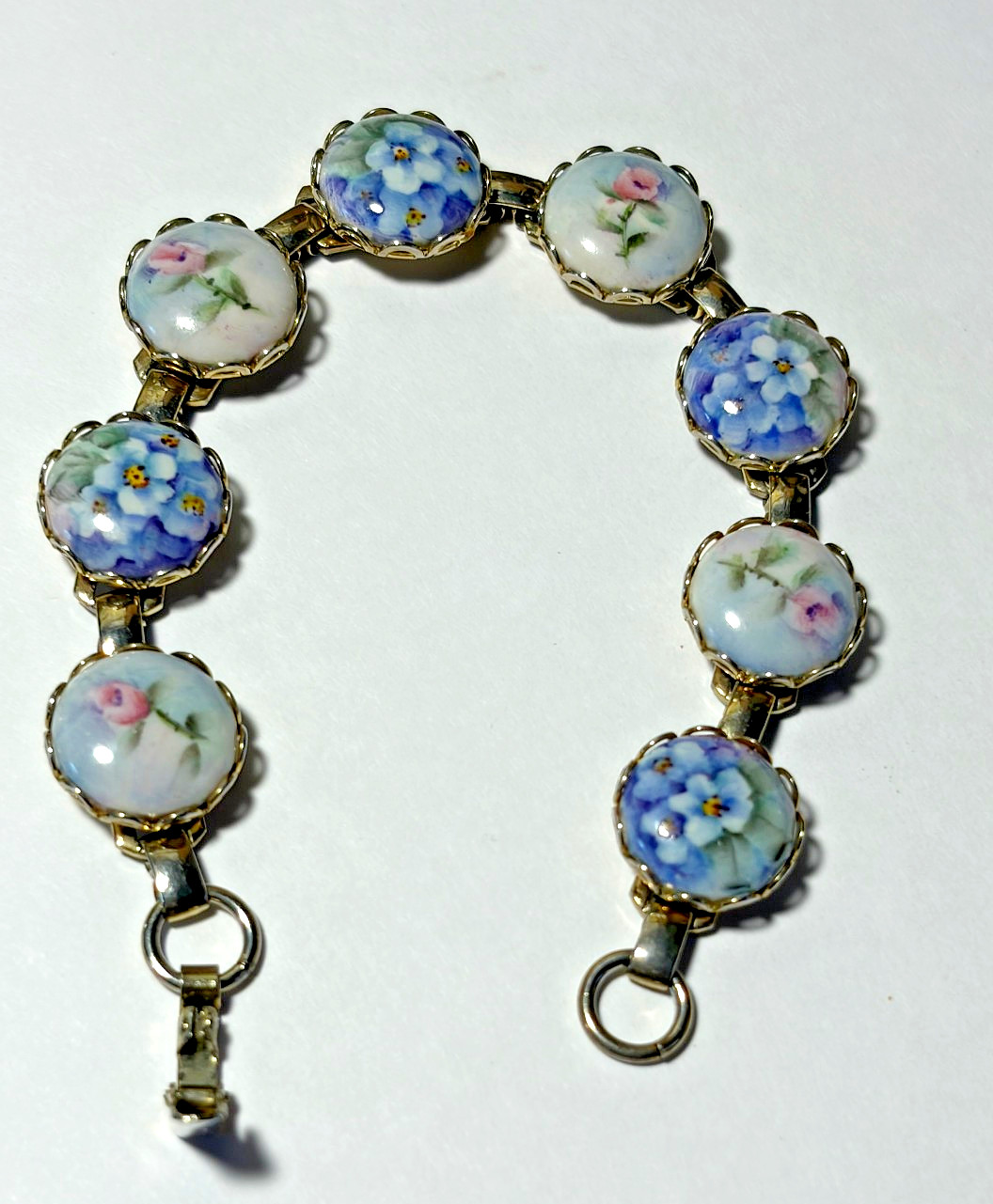 VTG Hand Painted Porcelain Floral Link Bracelet Forget Me Not & Rose 7″ Goldtone