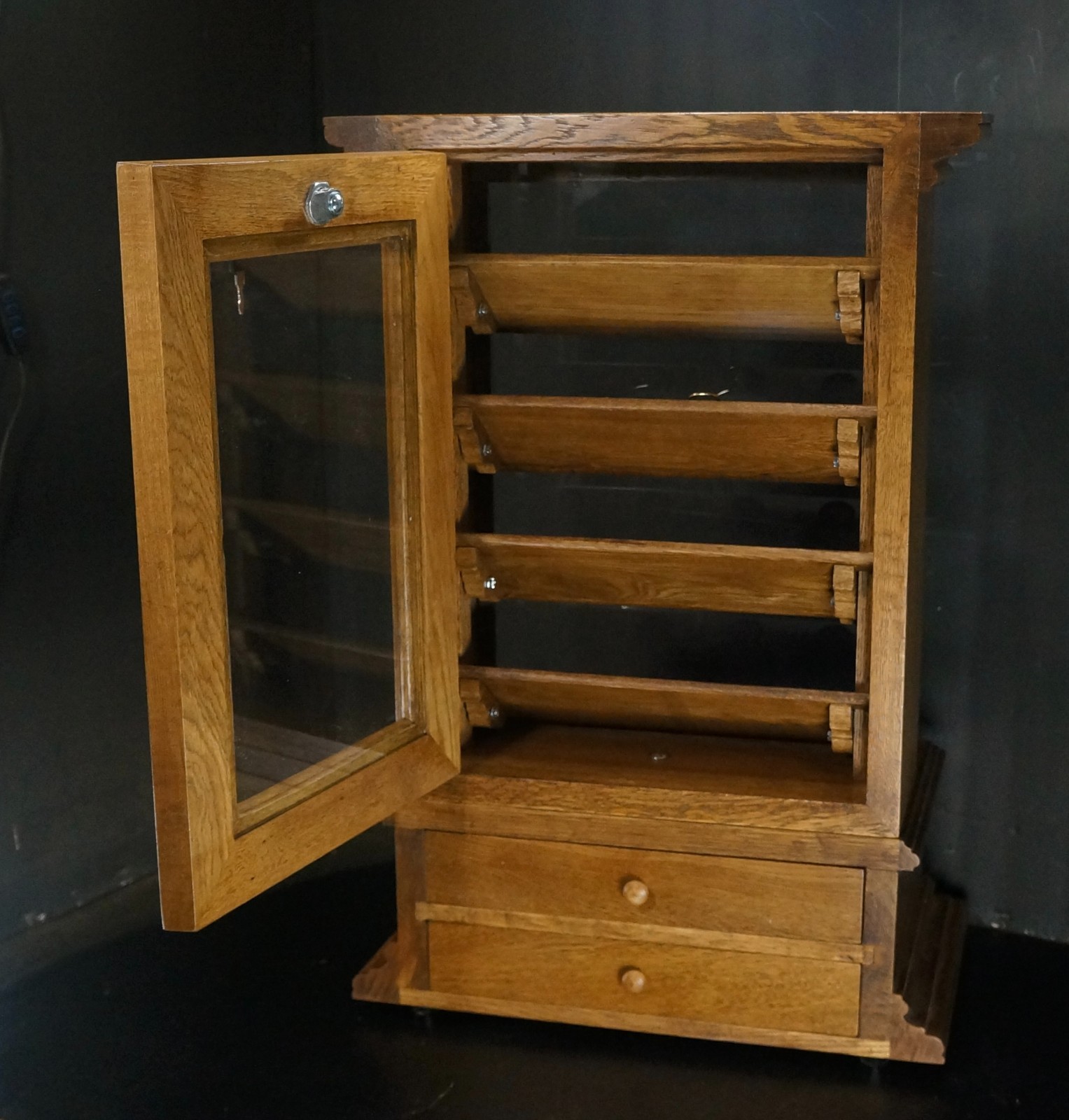 Countertop pocket watch display case