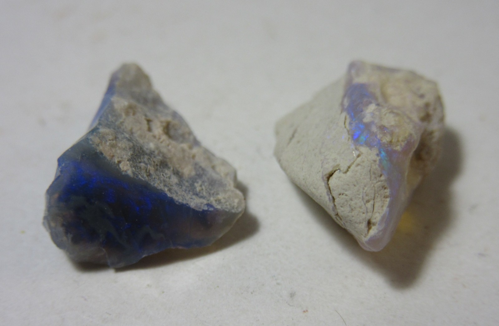 2 Pieces Australian Lightning Ridge Opal 7/16″ Rough Collectible TPALROR-1