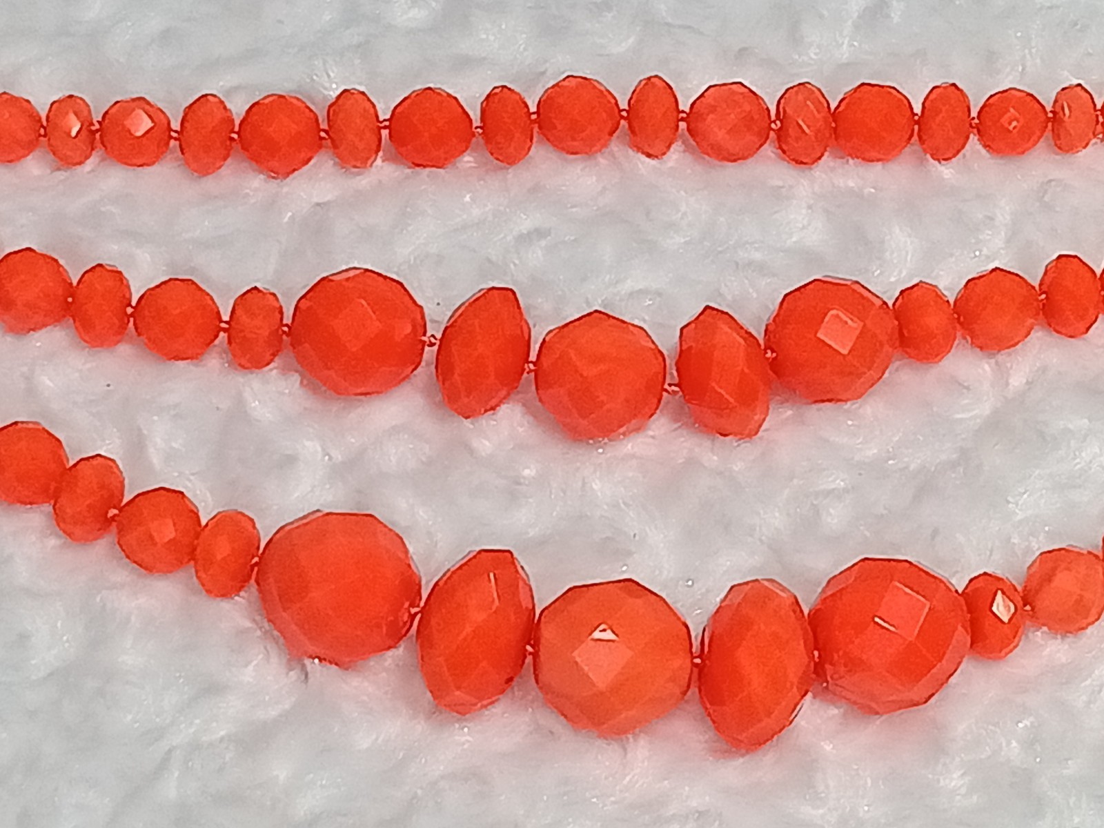 Kate Spade GIVE IT A SWIRL faceted bead 3 triple STRAND NECKLACE tangerine neon