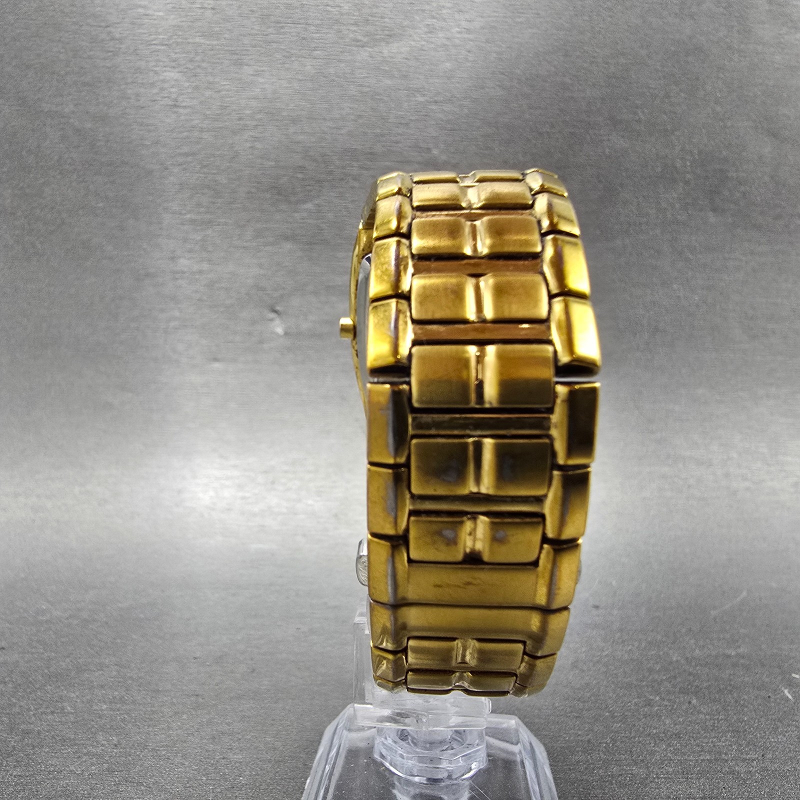 Citizen Eco-Drive Tank Watch Men 31mm Black Dial Gold Date E111-S049369 Runs Jkm