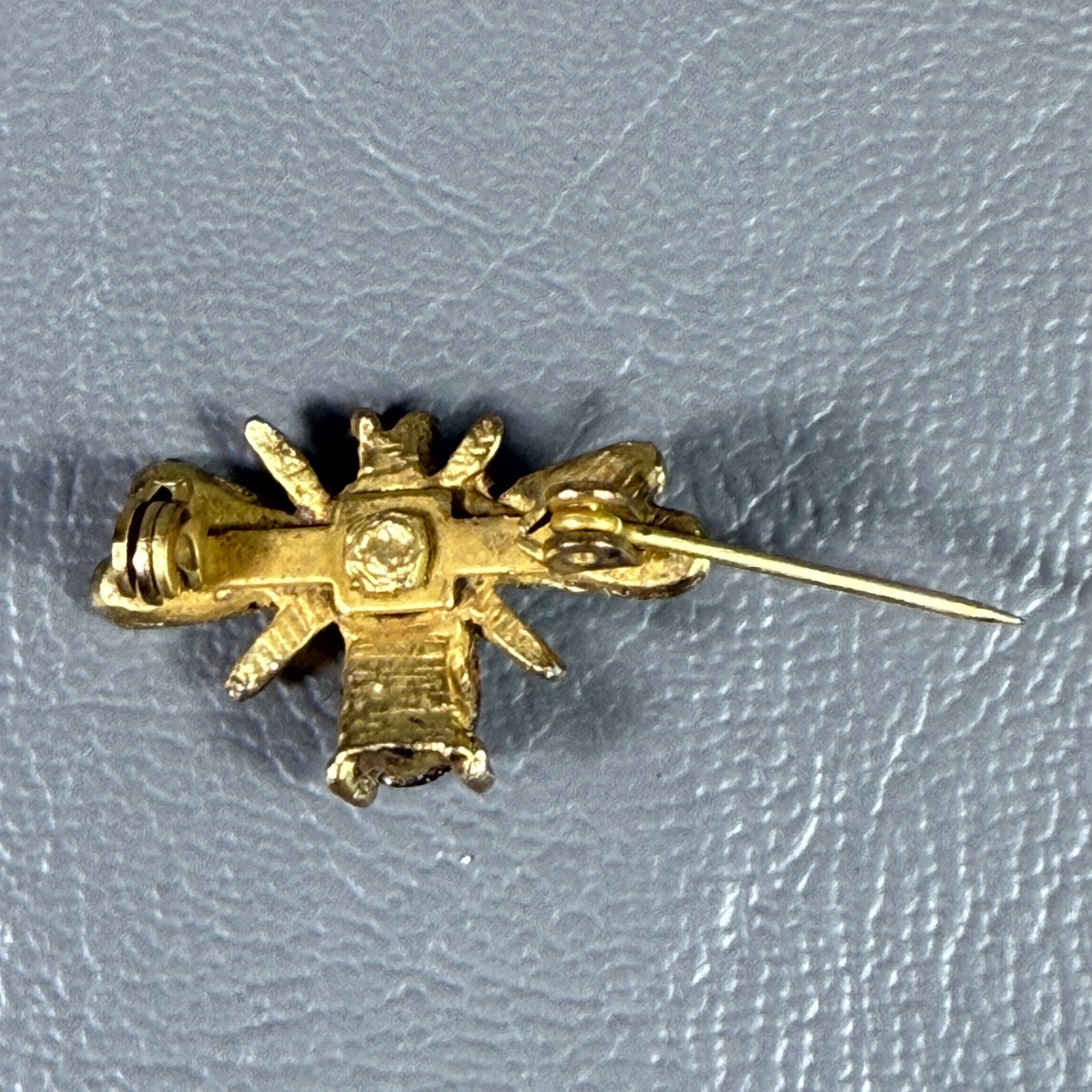 Vintage Bumble Bee Gold Tone Yellow Gemstone Brooch Pin Bug Insect 1″ 4.38gram