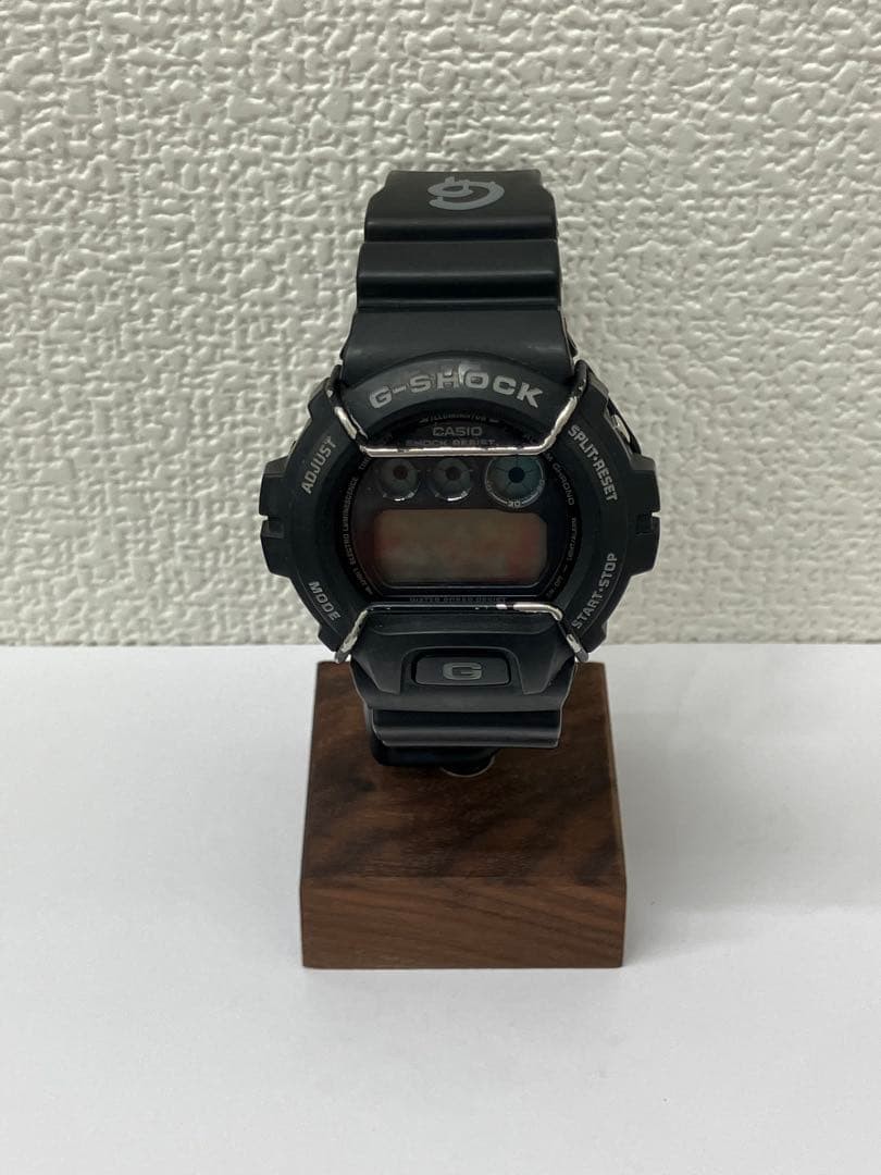 G-SHOCK DW-6900U-1JF with bumper ♡