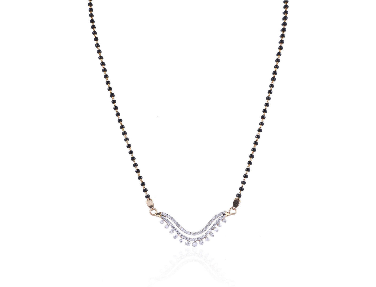 Pave 1.38 Cts Round Brilliant Cut Diamonds Mangalsutra Pendant In 750 18K Gold