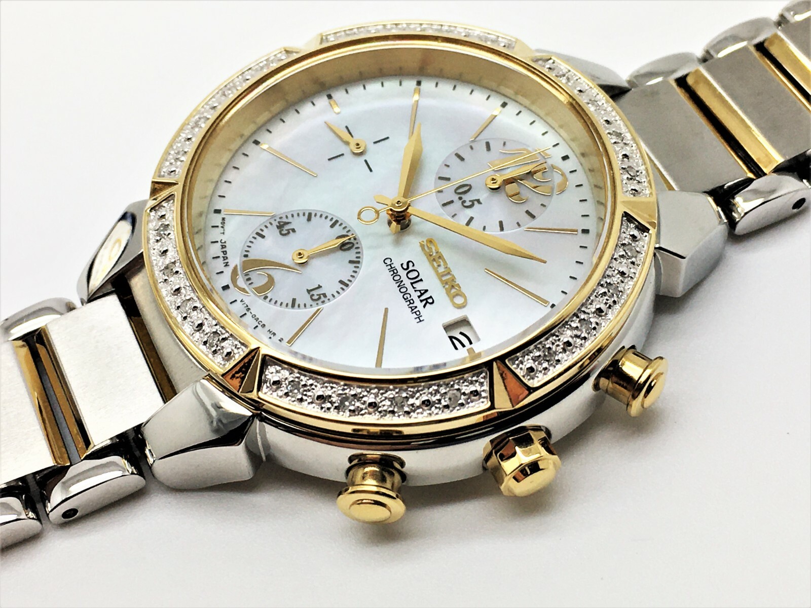 SEIKO LADIES V176-0AC0 “NOT-WORKING” 24 DIAMOND SOLAR CHRONOGRAPH WATCH SSC866