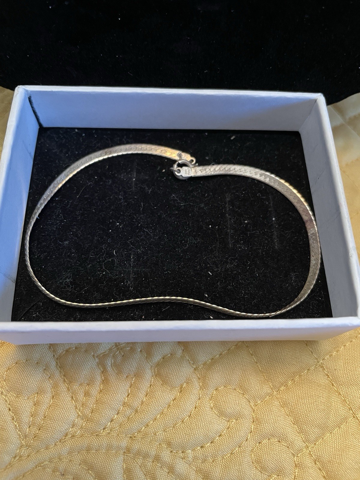 Vintage 925 Sterling Bracelet Italy Herringbone 8.5″ Length & Approx 5mm Wide