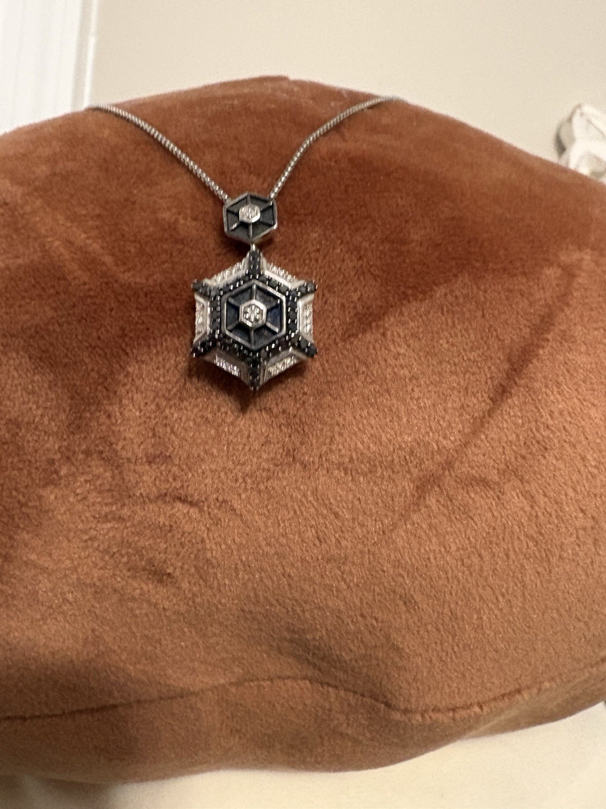 Star Wars Fine Jewelry Into the Galaxy TIE Fighter 925 Pendant 1/3cttw