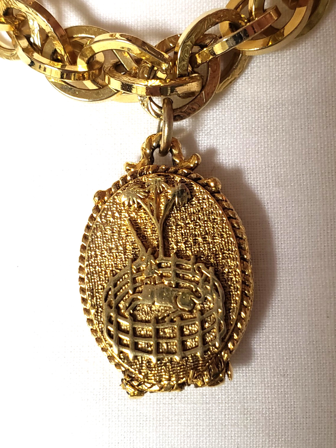 Rare Corday VTG 60s Unicorn In Captivity Solid Perfume Locket Bracelet Gold Tone