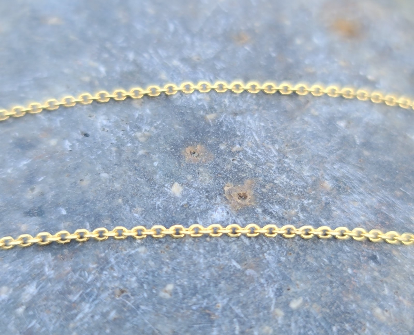 14k Solid Yellow Gold AAA Iced Station Pendant Chain Necklace 18″ Signed 2.27gr