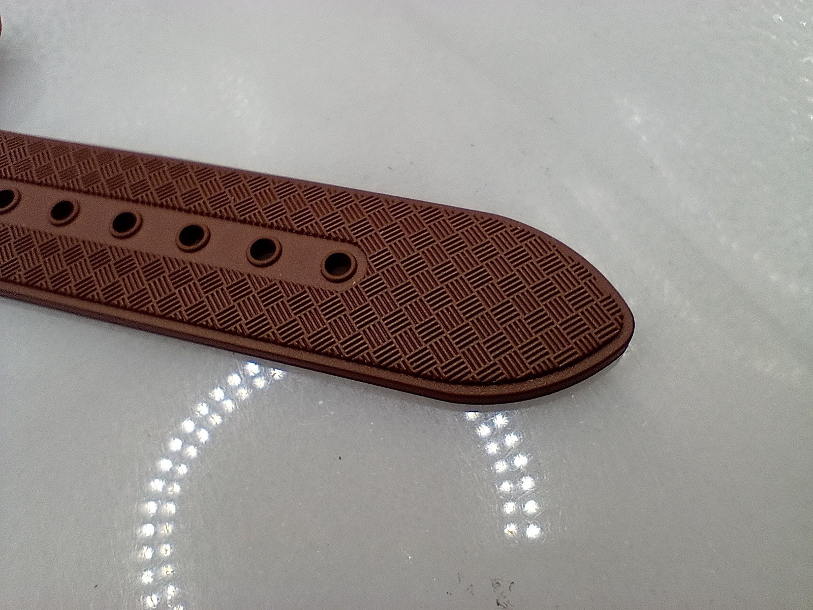 New 20mm Watchgecko Zuludiver HNBR Rubber Watch Strap Brown Quick Release 6B428