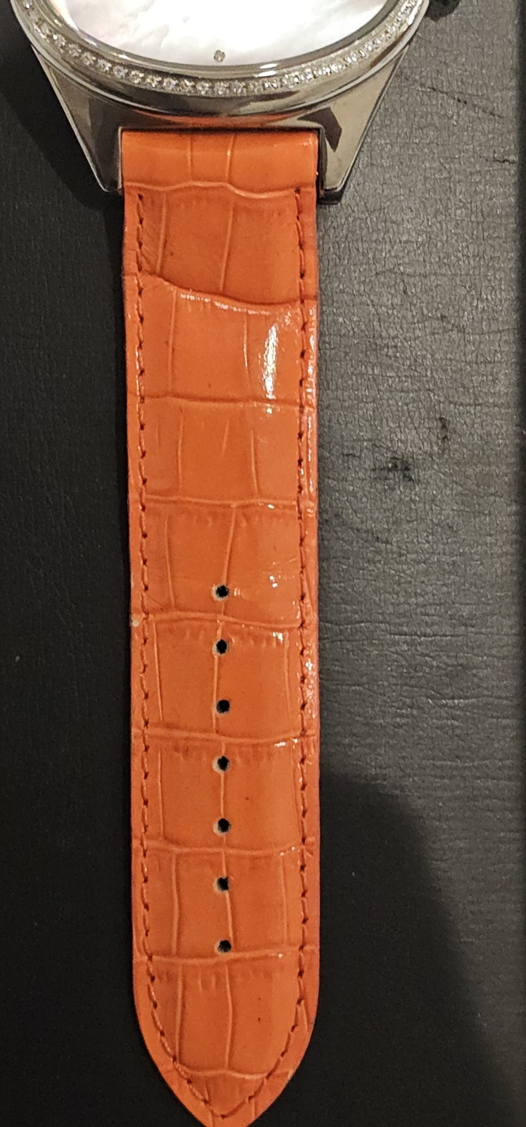 Lorenzo Pozzan ORANGE Diamond Bezel MOP Date Dial Oval Watch LP Italy 746-20-285