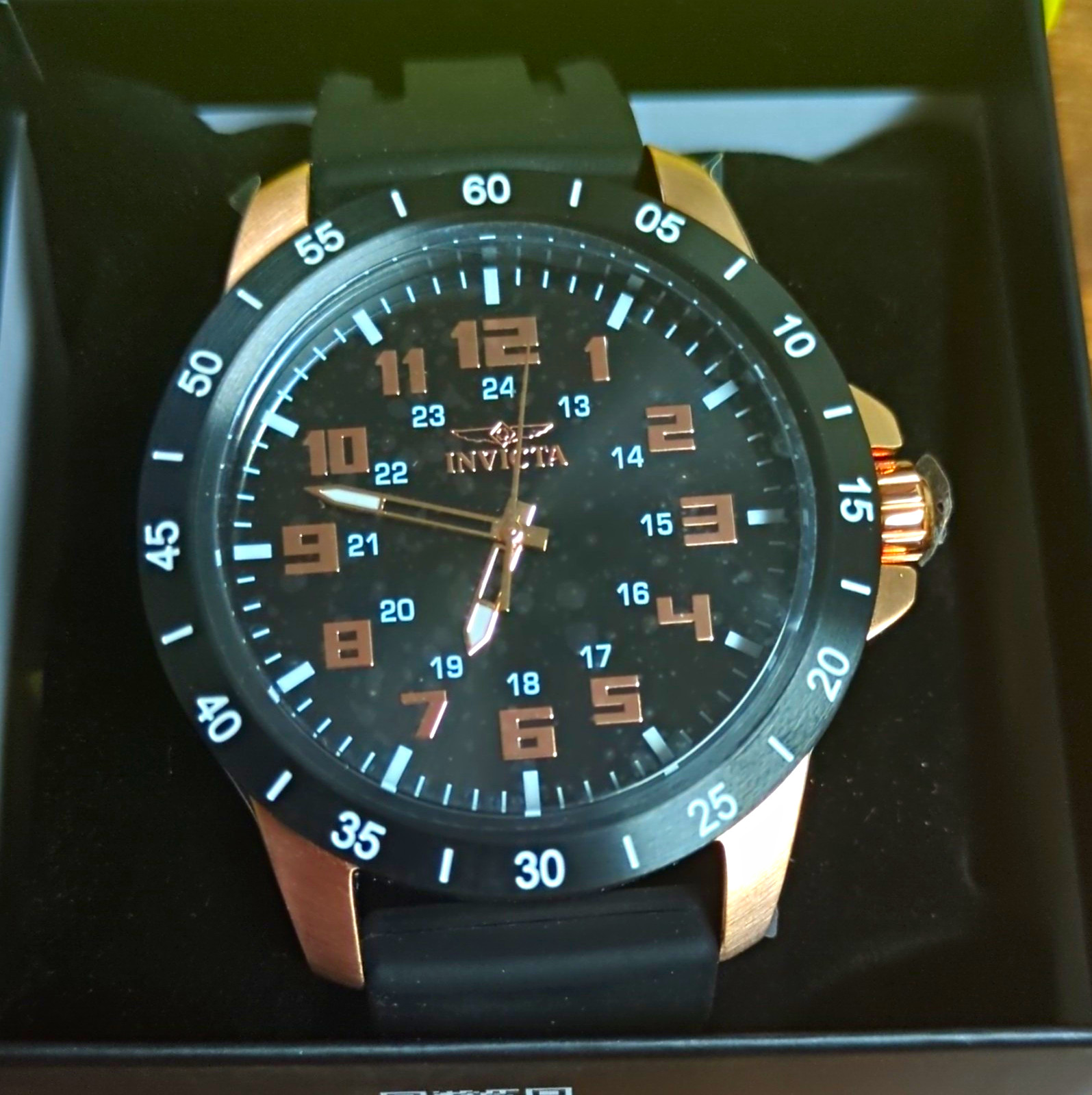 Invicta Men’s Quartz Watch Black Dial 45mm Rose Gold Case Black Rubber w/Box