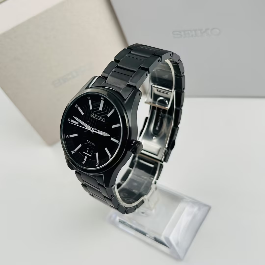 Seiko Essentials SUR515 Black Dial Stainless Steel Men’s Quartz Watch 39.5mm New