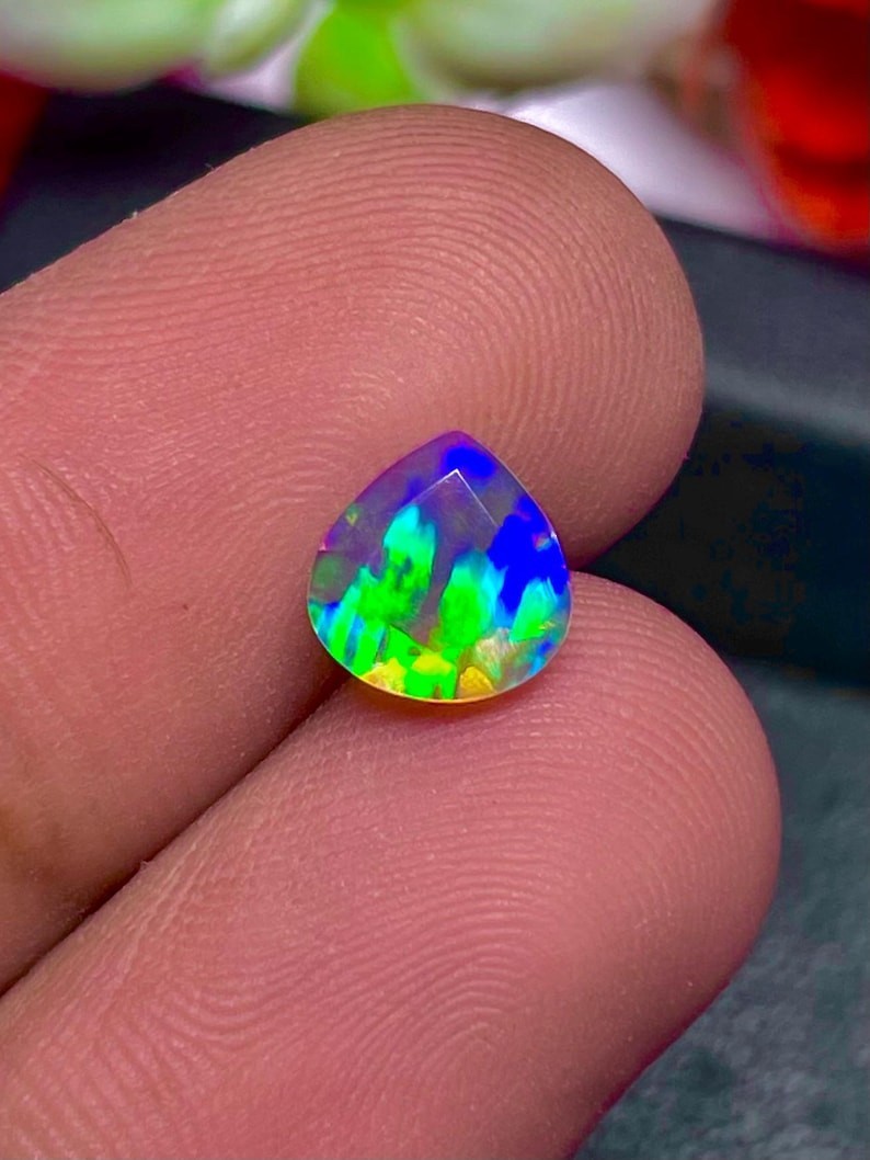 7×3.60-MM Heart Opal – Ethiopian Fire opal- Welo fire opal – October birthstone