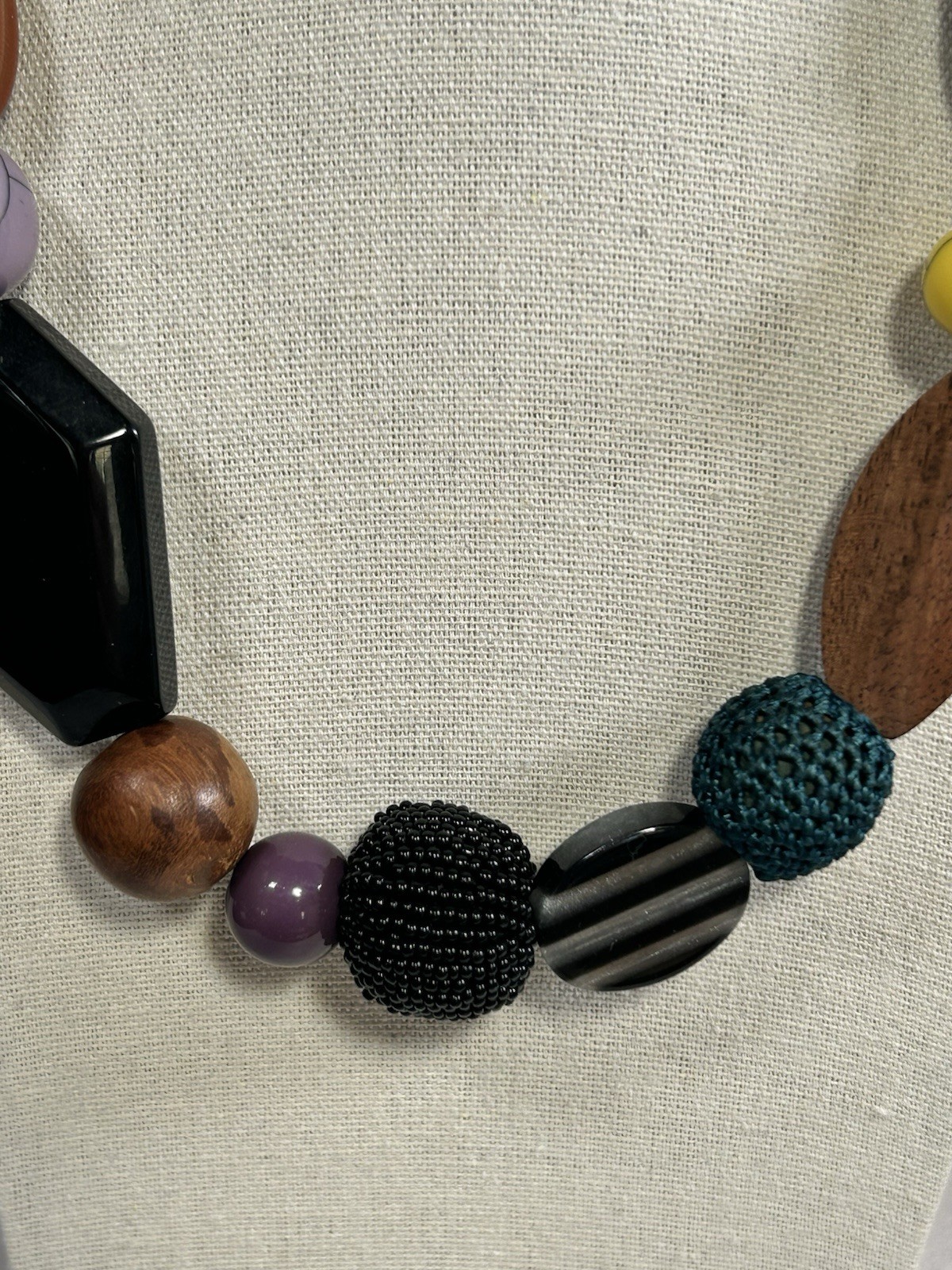 Vintage Unique Chunky Beaded Necklace Yellow Blue Brown 18″ Retro MCM Casual