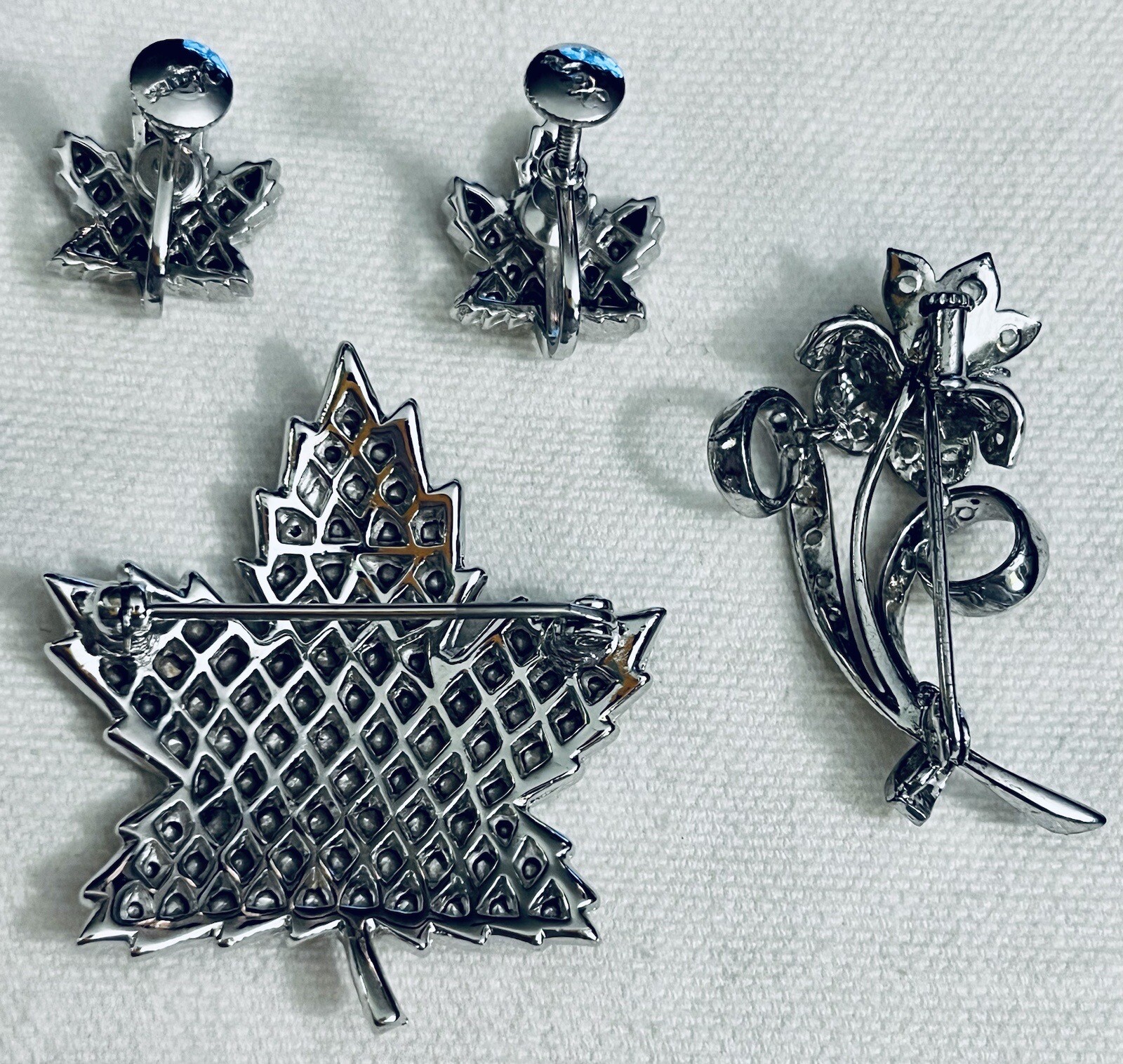 Lot 3 Pieces Vintage Estate Jewelry Keyes Maple Leaf Brooch & Earrings More