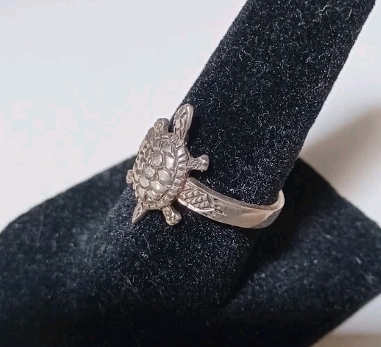 Sterling Silver Thailand Turtle Ring SZ 6 2gm