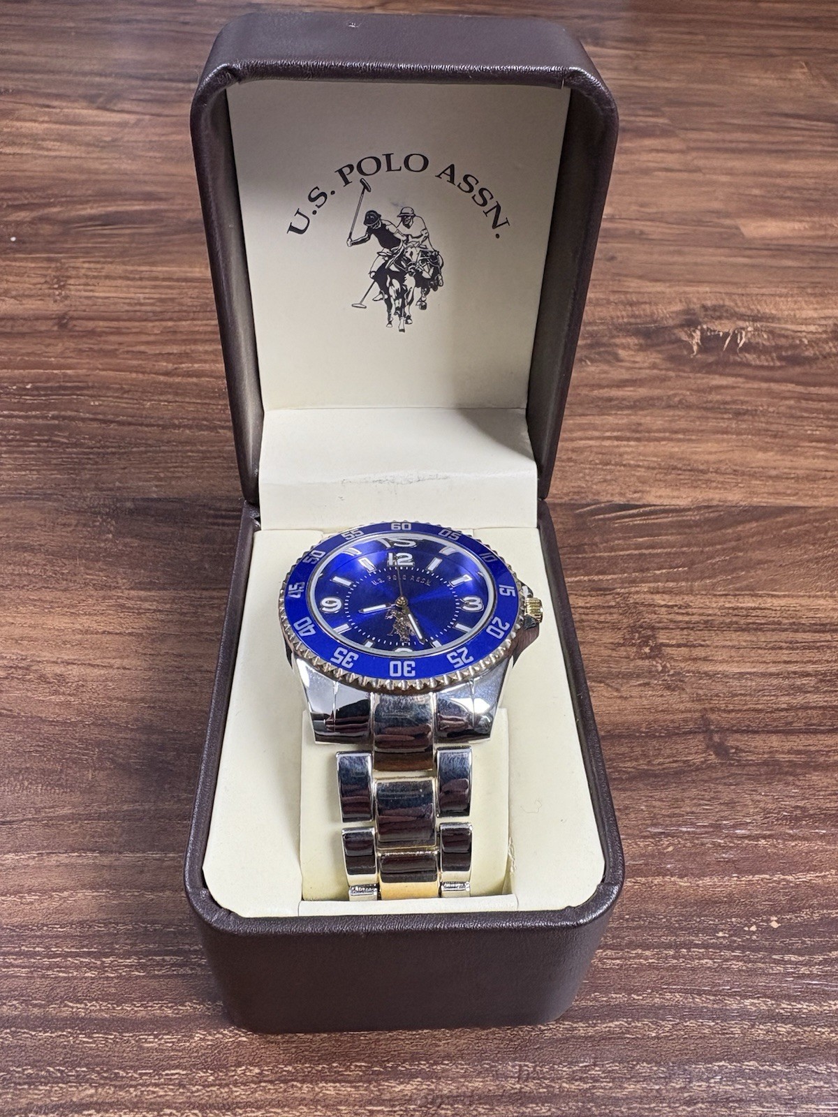 U.S. POLO ASSN. Men’s Watch Silver & Gold Band With Blue Face Brand New In Box