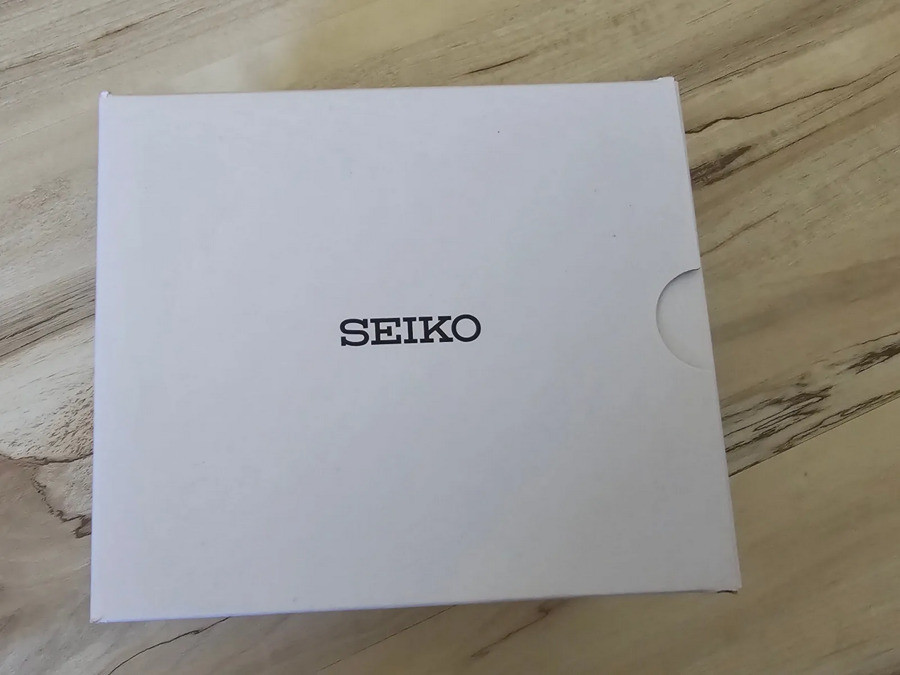 Seiko SARV004 Automatic White Dial Date Day Indicator Men’s Watch