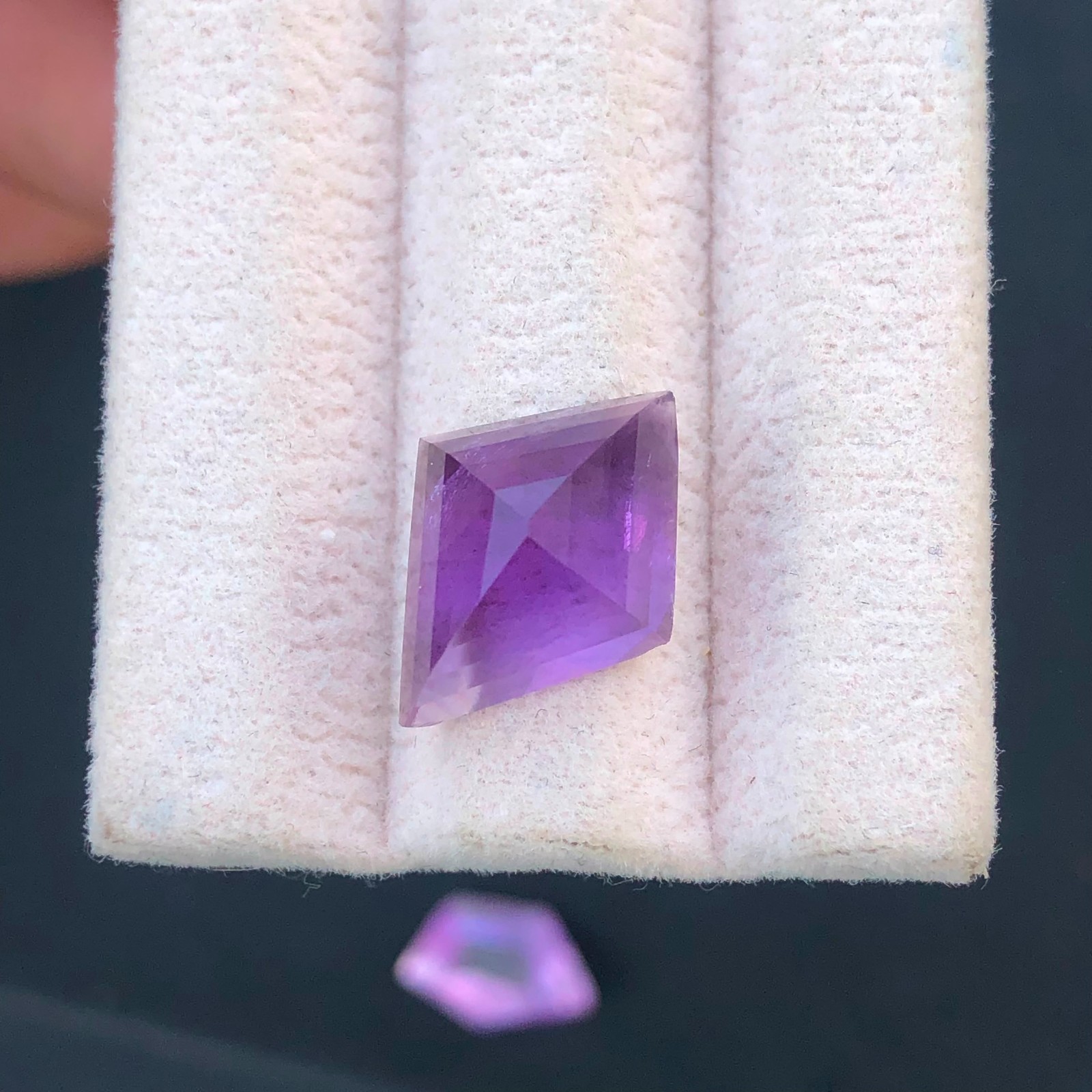Natural Amethyst Gemstone 5.8 Ct | Top Quality African Purple Amethyst | Certif