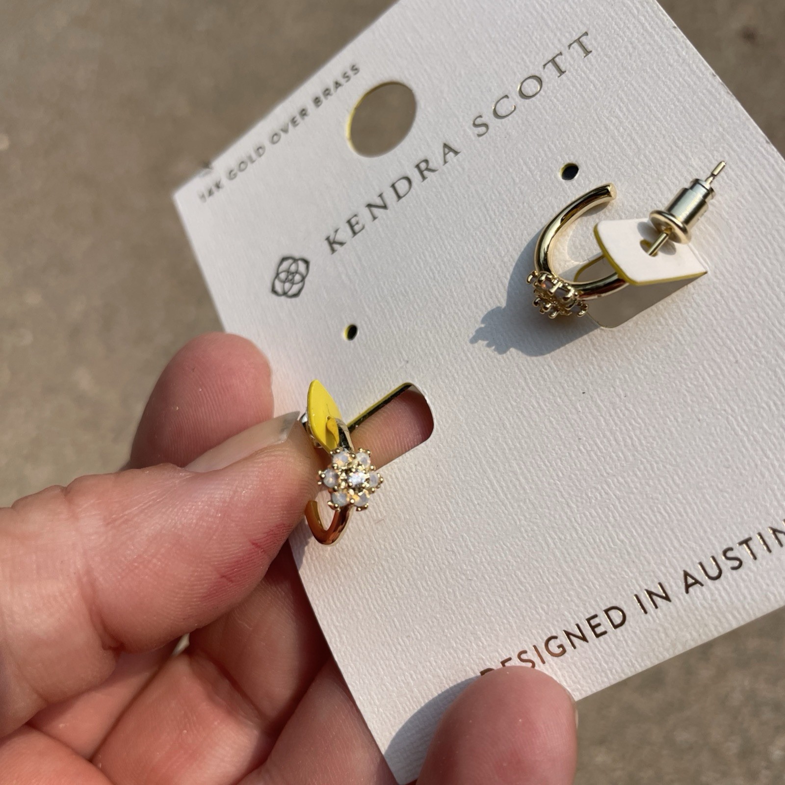 Kendra Scott 14K Gold Over Brass AYLSSA Post Hoop Earrings Floral T1790