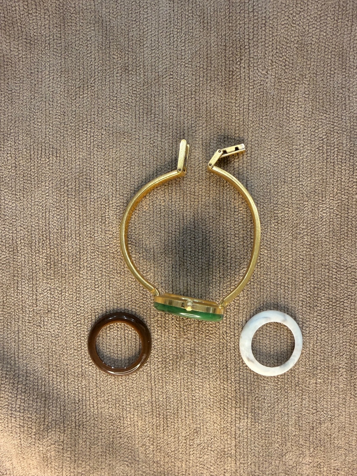 Gucci 1100L Gold Bangle Watch – Swiss Made, Working, 3 Interchangeable Bezels