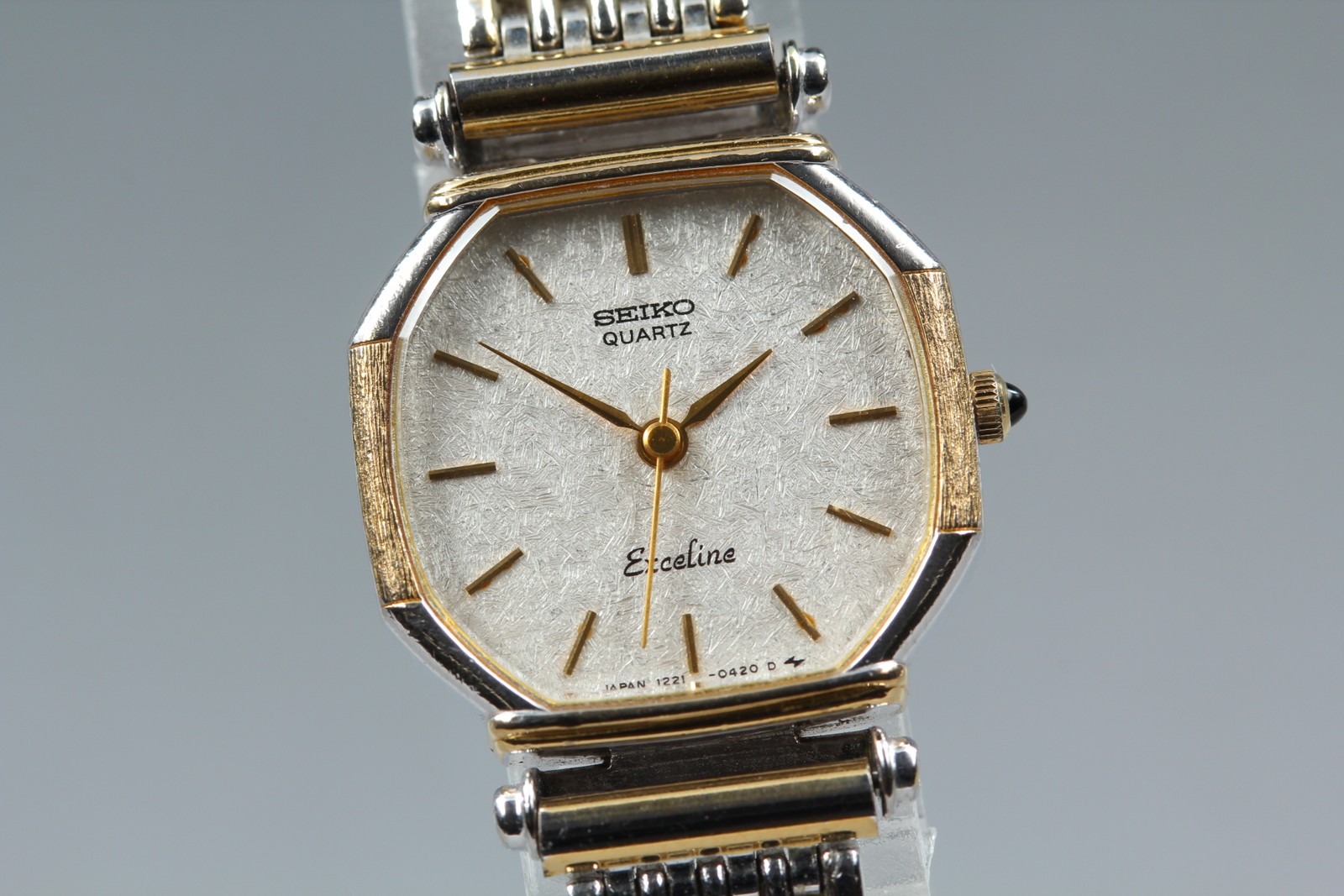 Vtg 1983 N MINT Seiko Exceline 1221-5260 Quartz Two-Tone Womens Watch From JAPAN