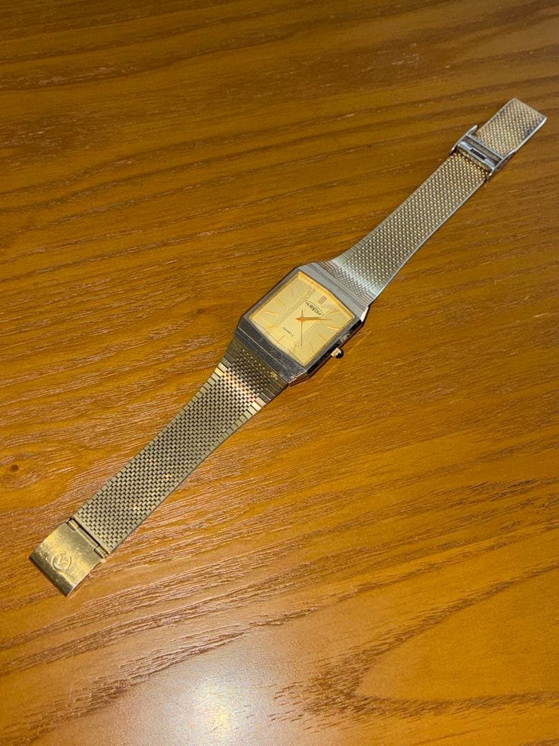 Aureole Quartz Analog Wristwatch