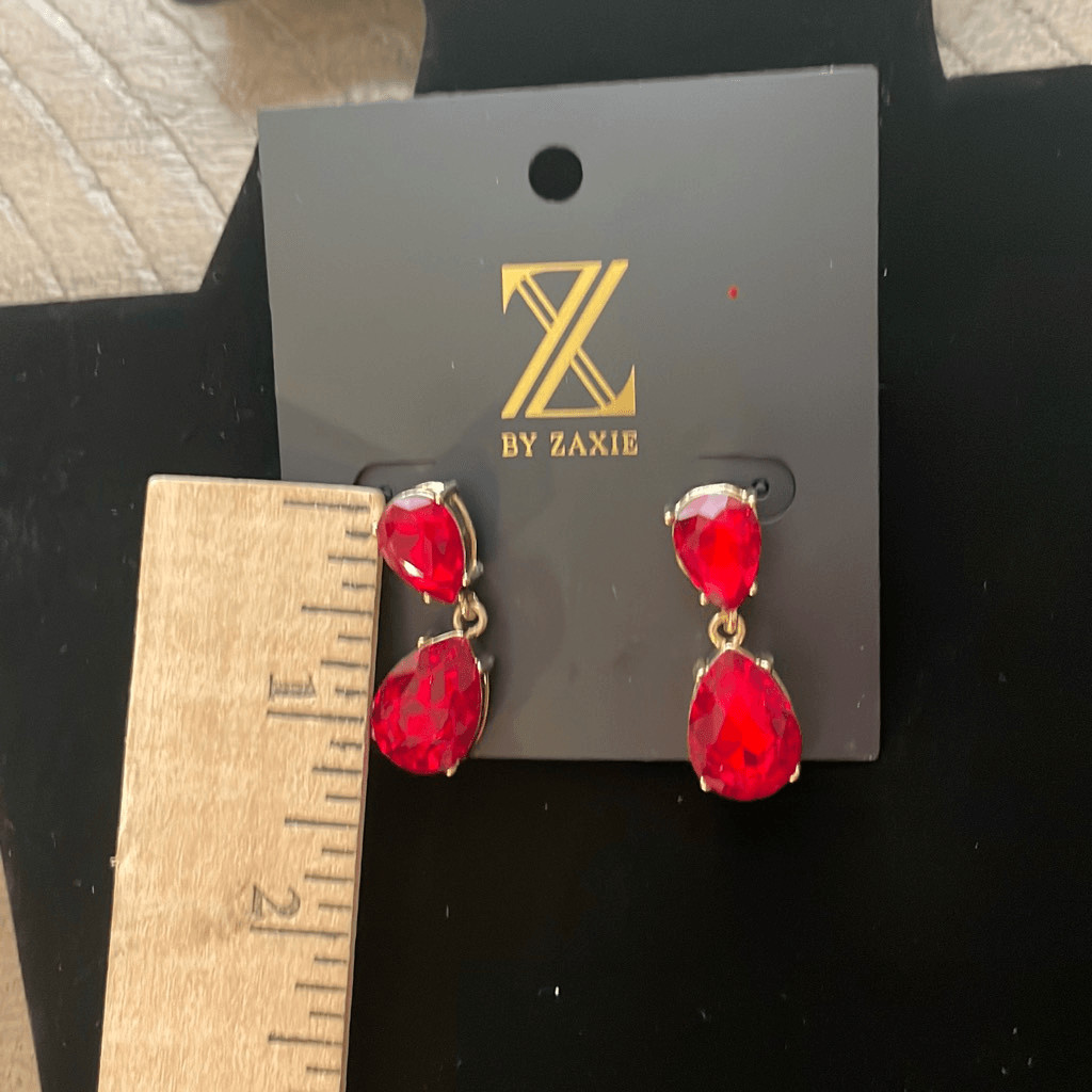 Z by Zaxie Womens Gold Tone 1.25″ Drop Dangle Earrings Red Stones New with tags