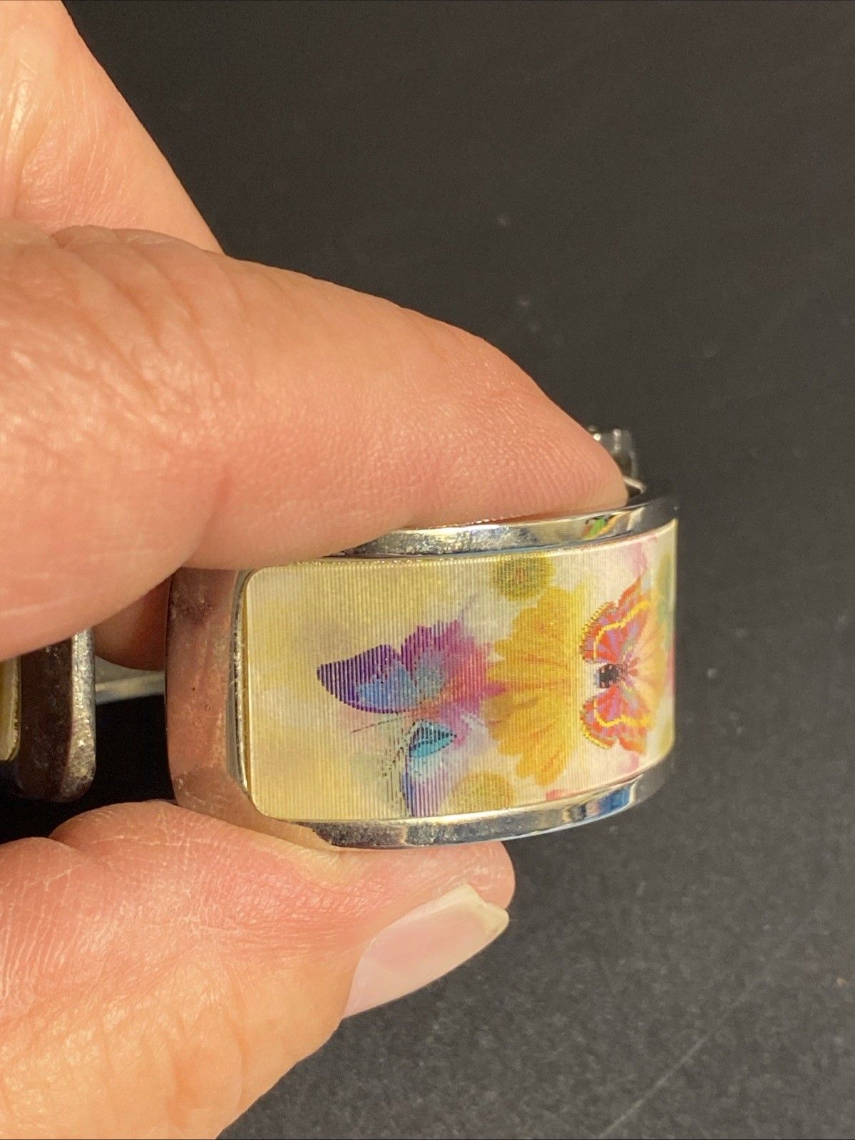 Women’s Cuff Watch With 3D Butterflys New Battery Very Unique