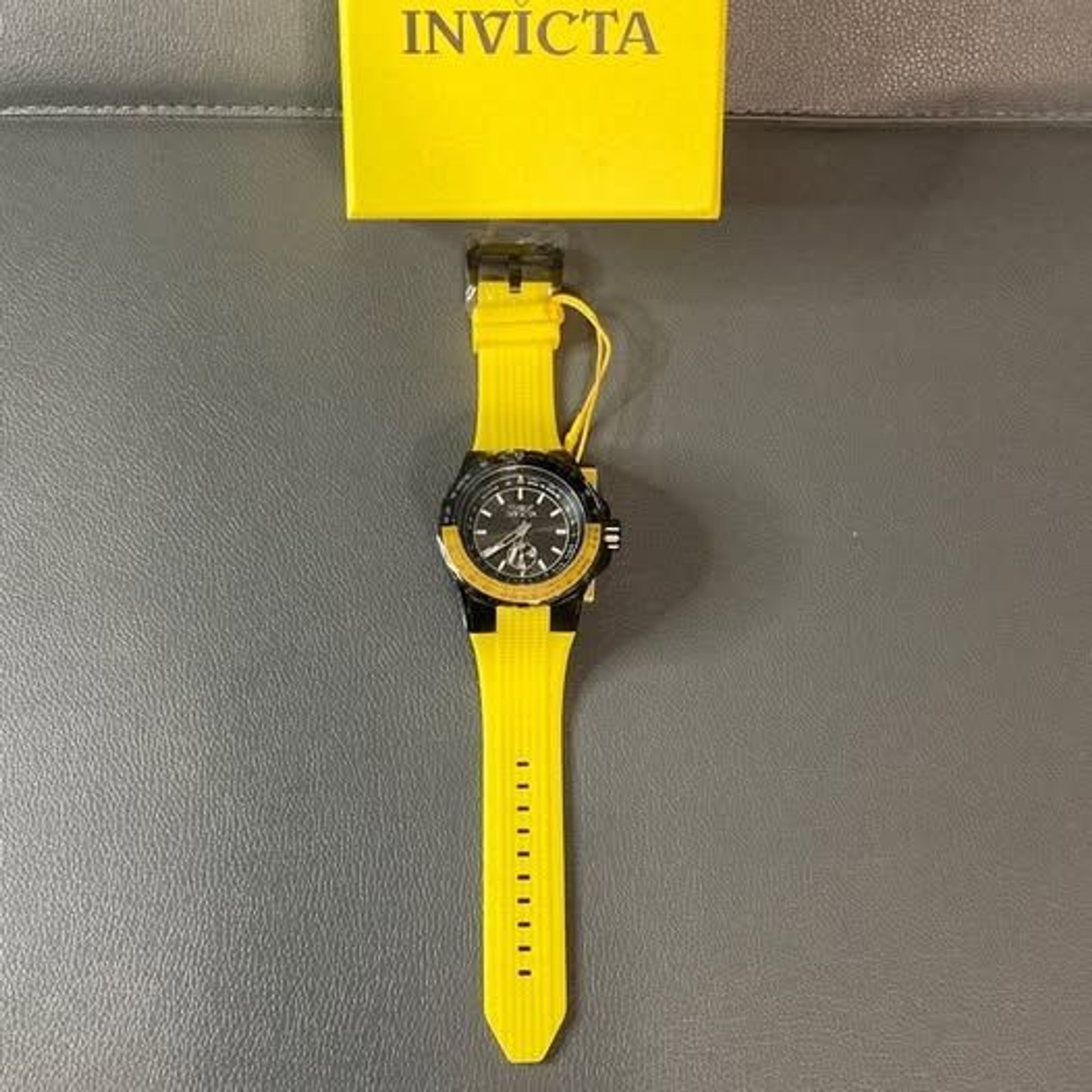Invicta Aviator Men 50mm Stainless Steel Black Gunmetal dial 49301