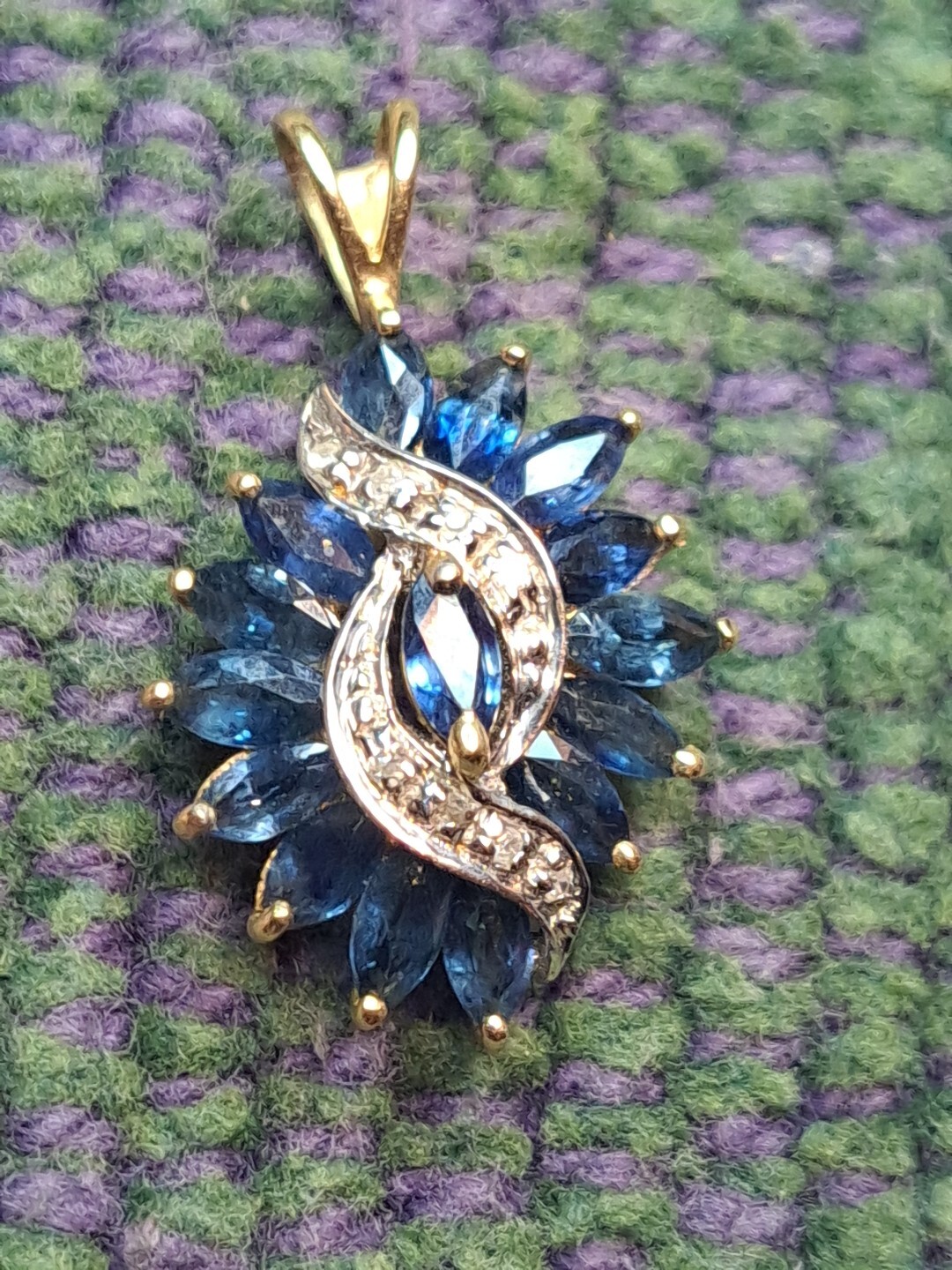 Solid 14k Yellow Gold Designer Pendant Amethyst-Diamond 25MM X 15MM 3 Grams 12-2