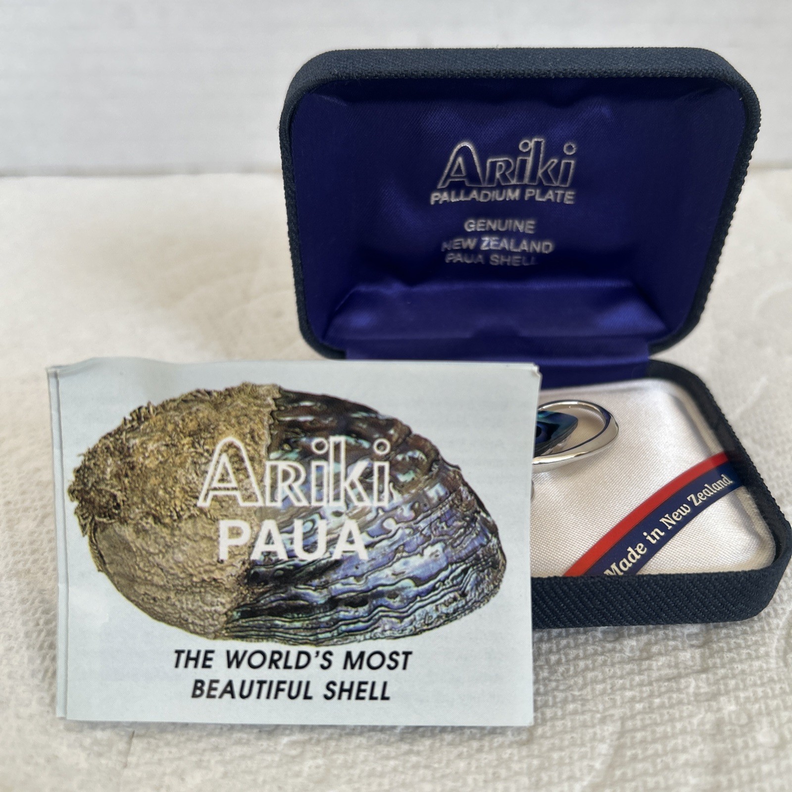 New In Box Arika Palladium Plated Genuine New Zealand Paua Shell Brooch