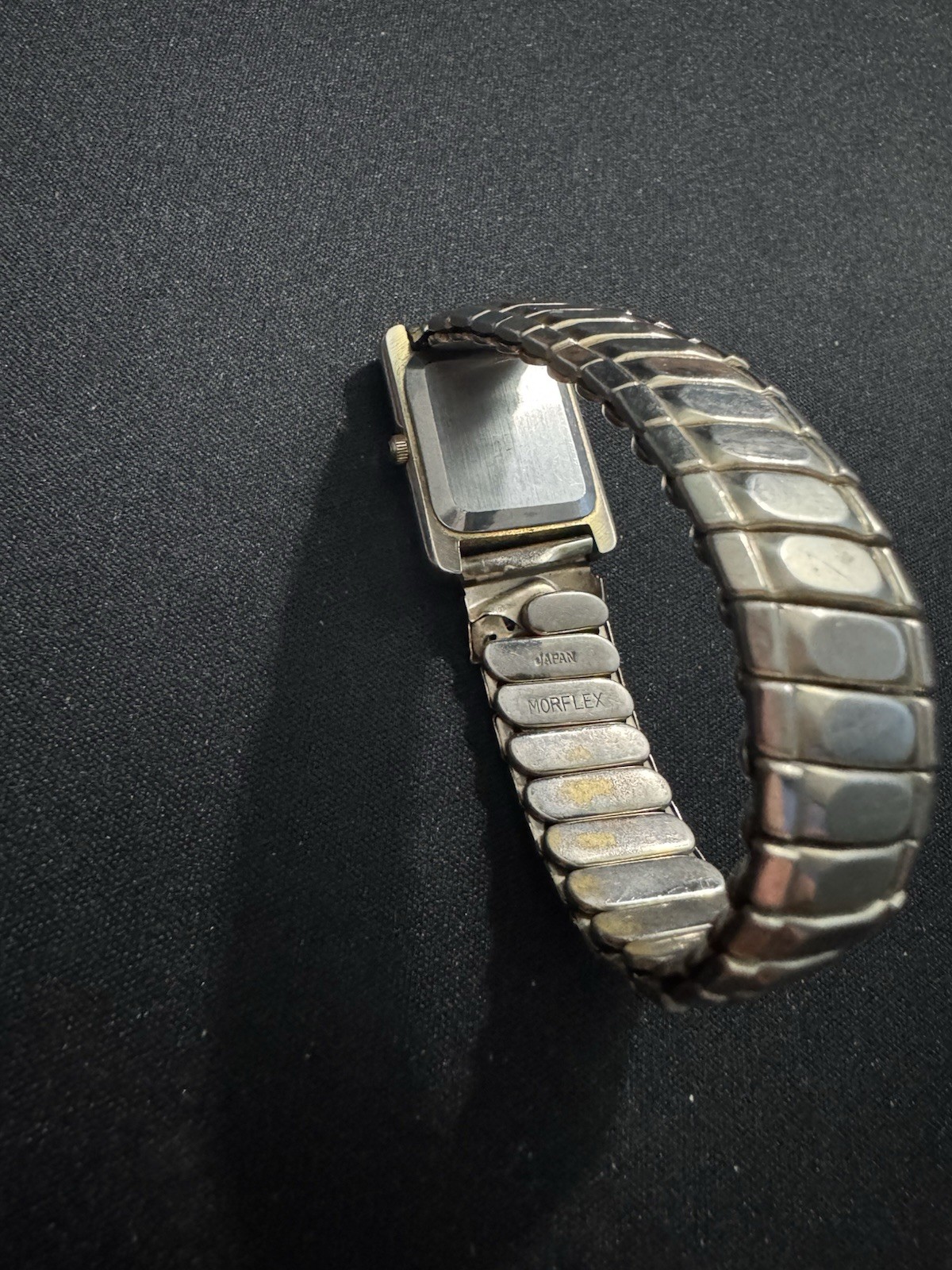 Vintage Gucci Watch Quartz 24mm Unisex Gold Dial Needs Battery Read Description
